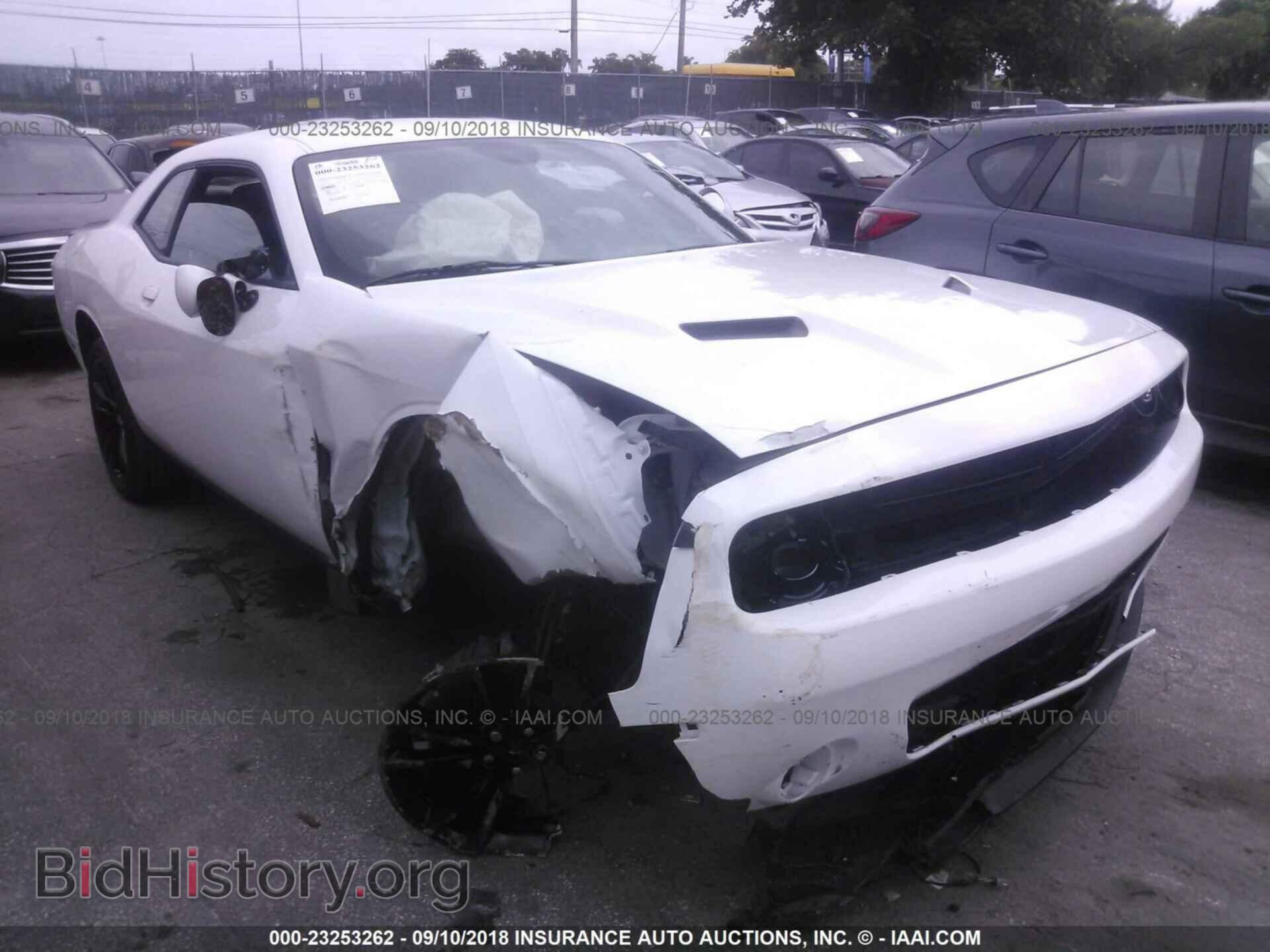 2018 Dodge Challenger - VIN: 2C3CDZAGXJH111061 - Фото 6