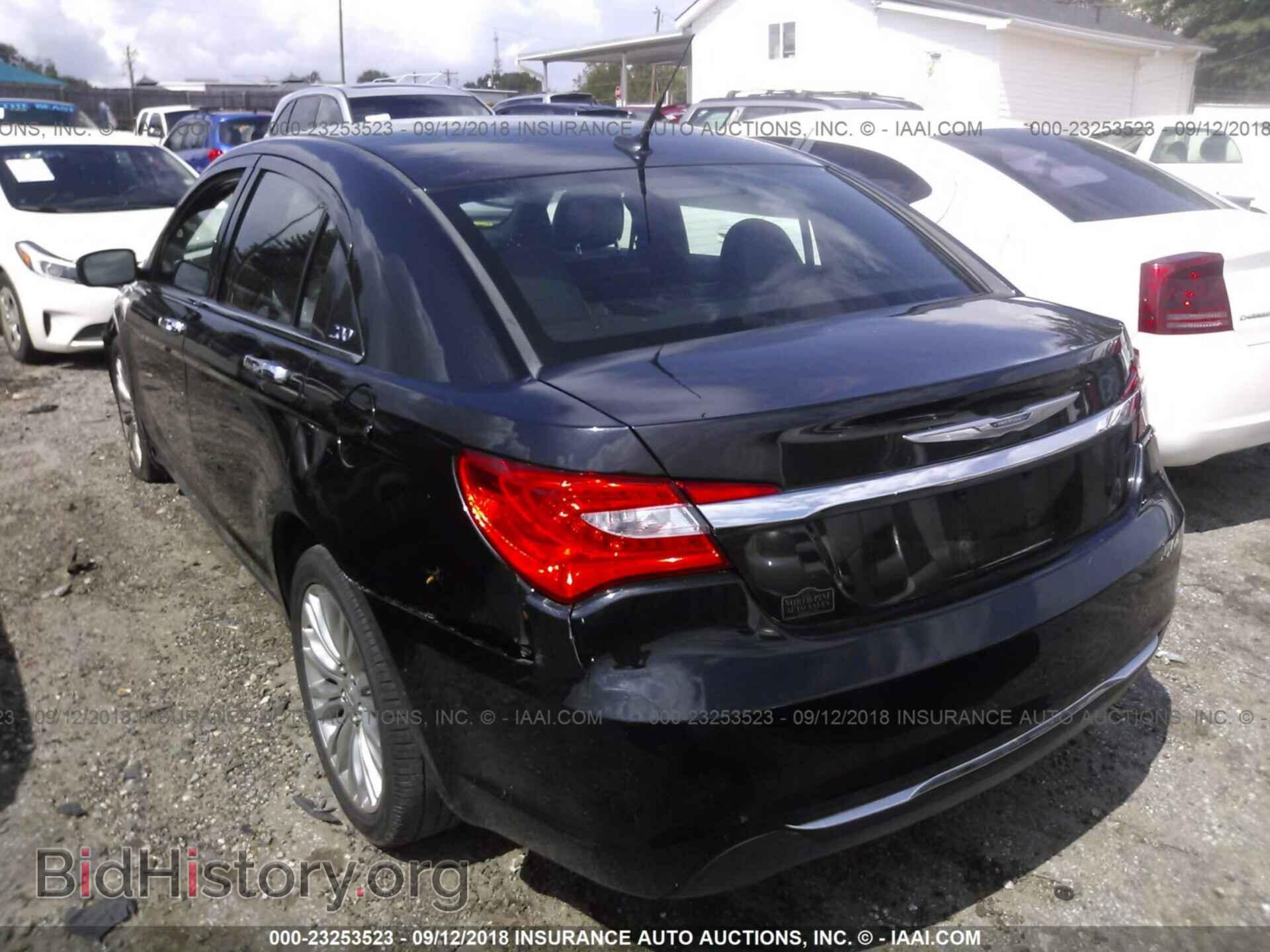 2011 Chrysler 200 - VIN: 1C3BC2FB4BN521348 - Фото 3