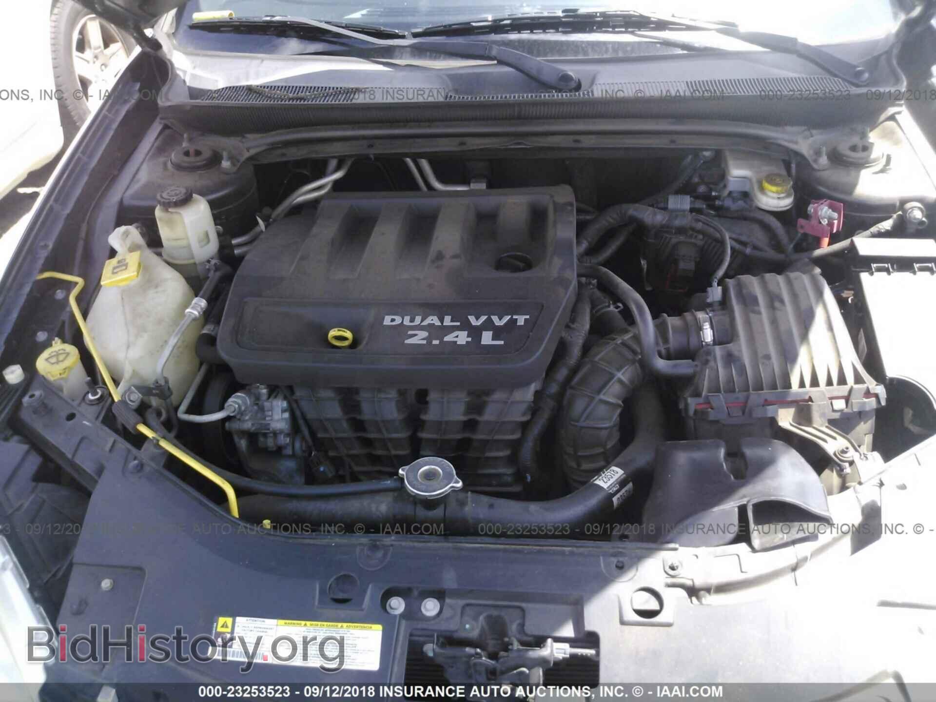 2011 Chrysler 200 - VIN: 1C3BC2FB4BN521348 - Фото 10