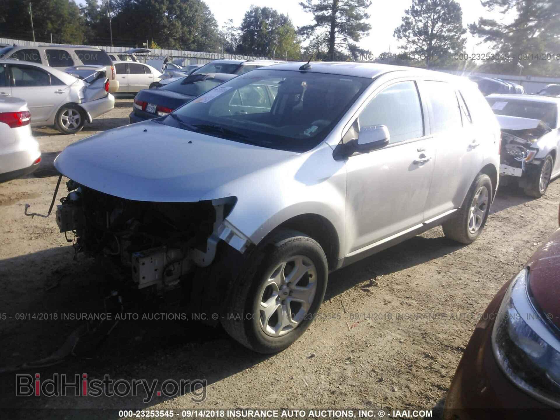 2011 Ford Edge - VIN: 2FMDK3JC1BBA92724 - Фото 2