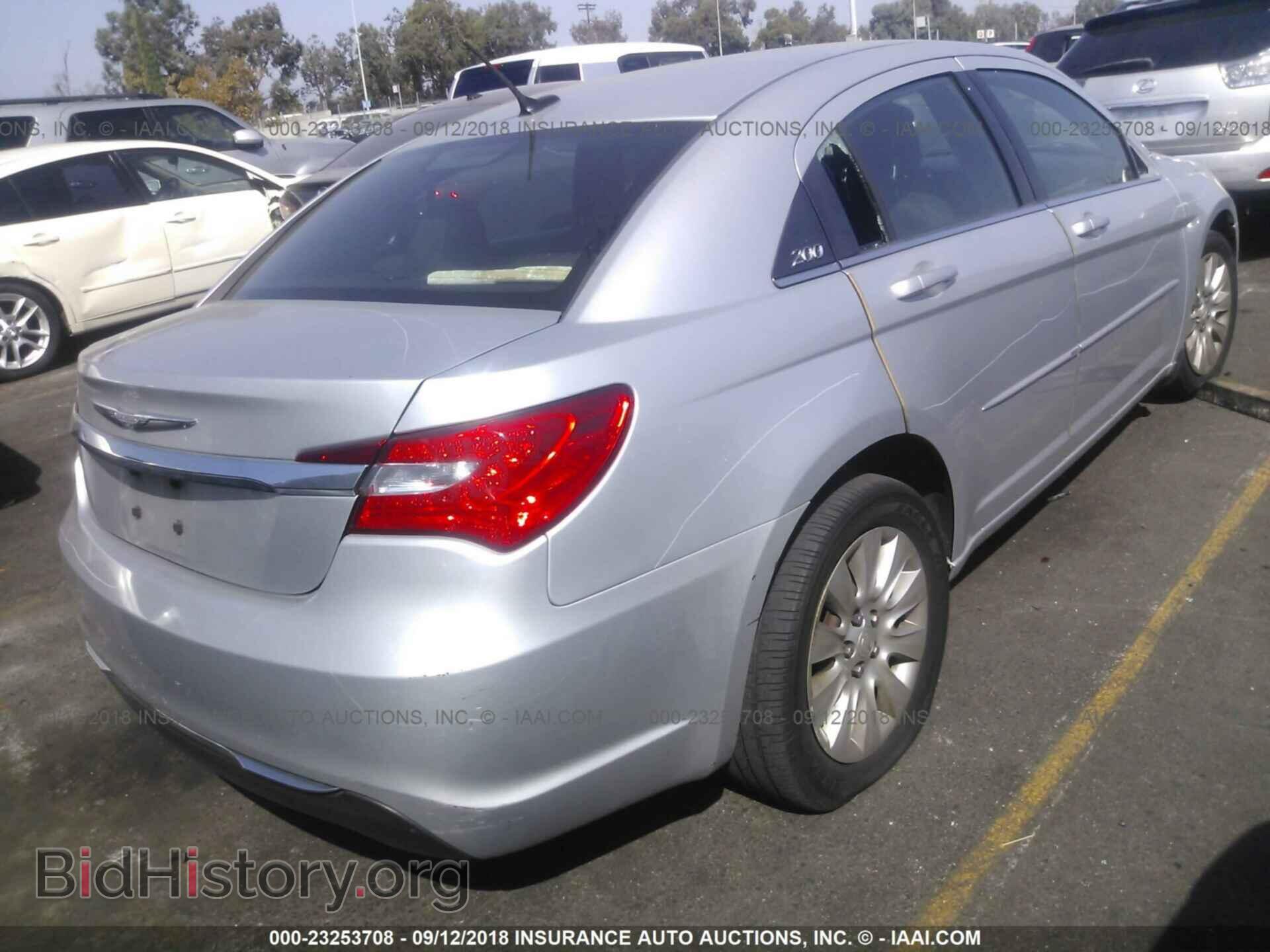 2011 Chrysler 200 - VIN: 1C3BC4FB1BN553783 - Фото 4