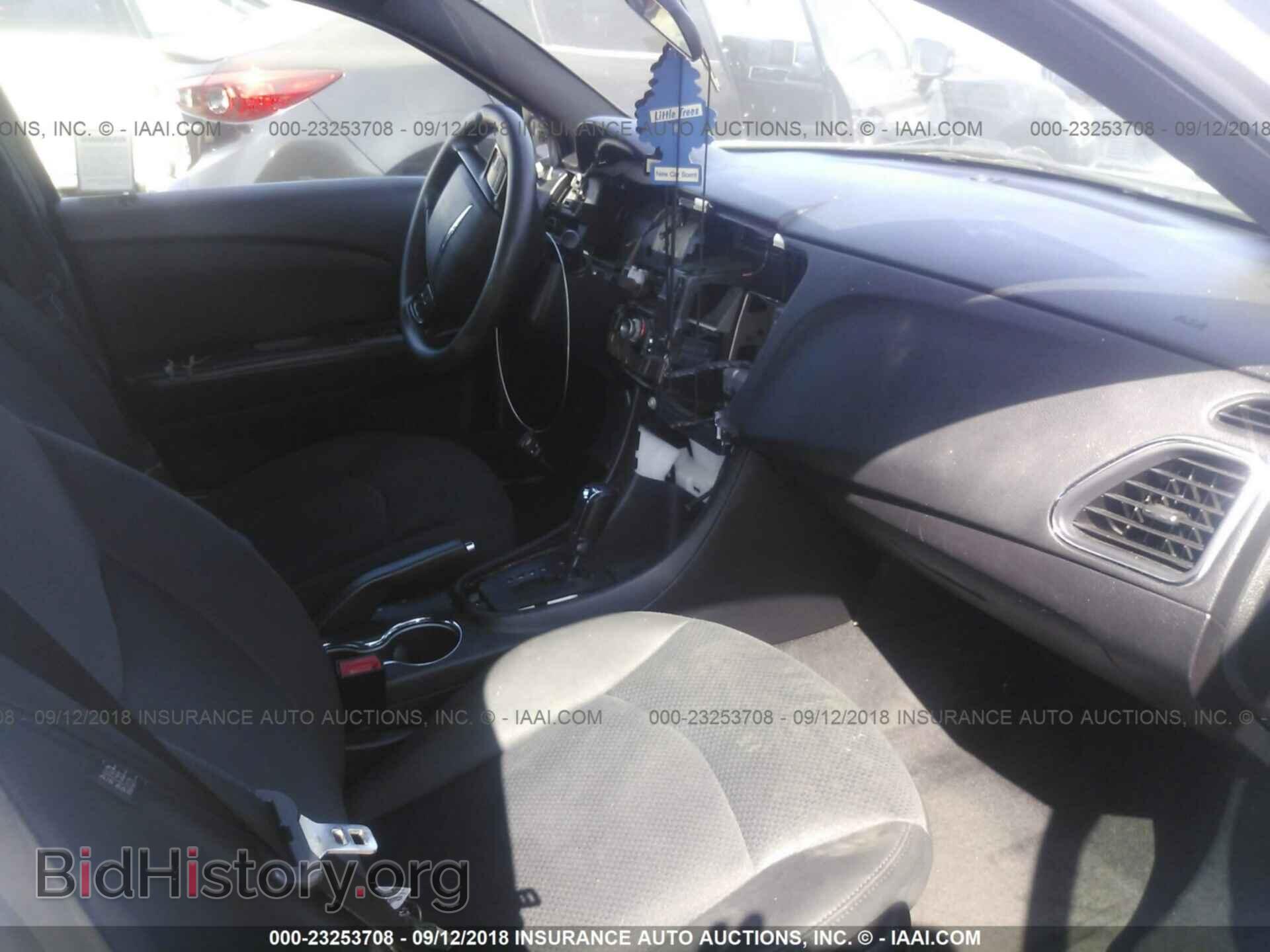 2011 Chrysler 200 - VIN: 1C3BC4FB1BN553783 - Фото 5