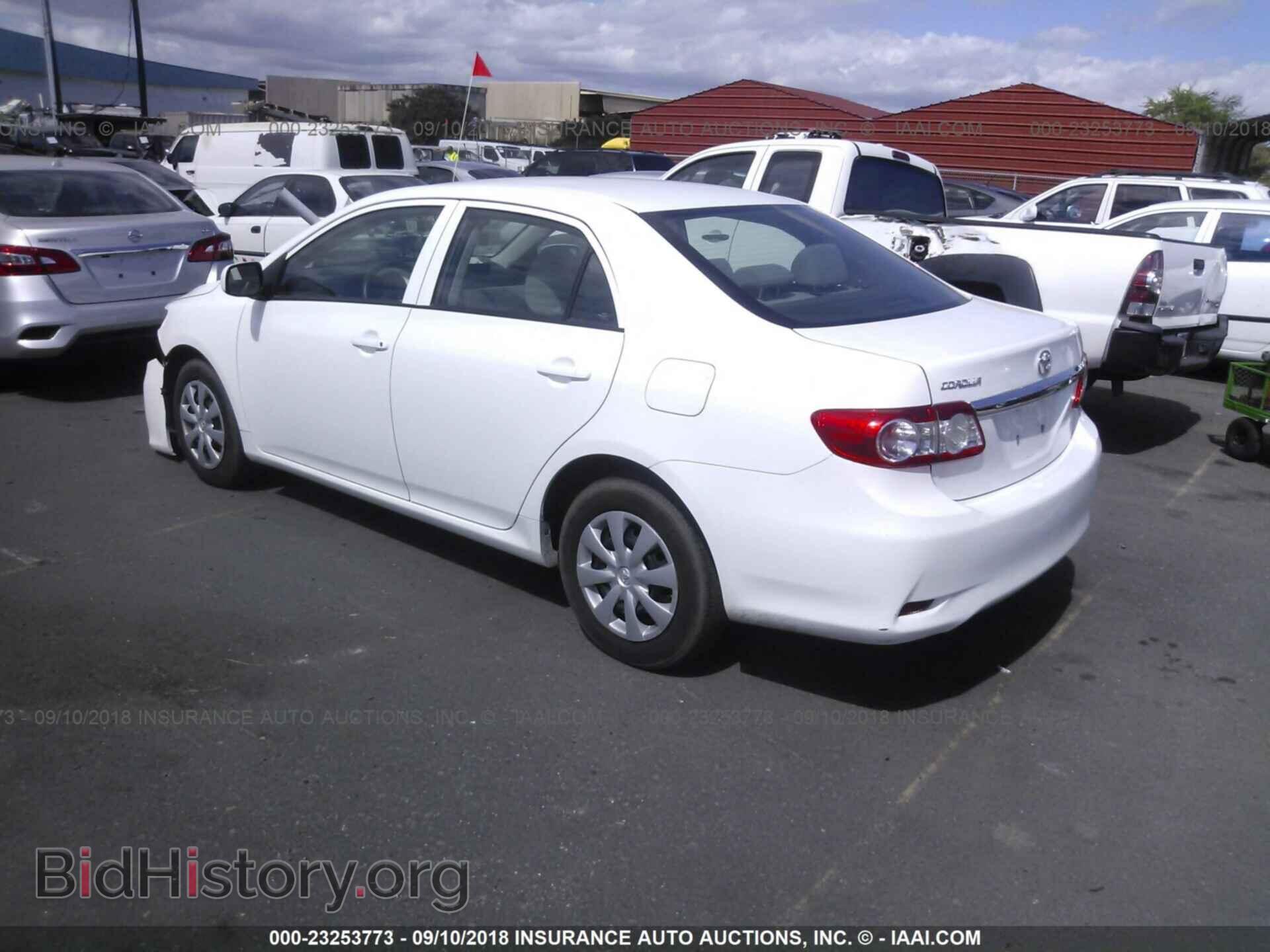 2013 Toyota Corolla - VIN: 2T1BU4EE1DC018768 - Фото 3