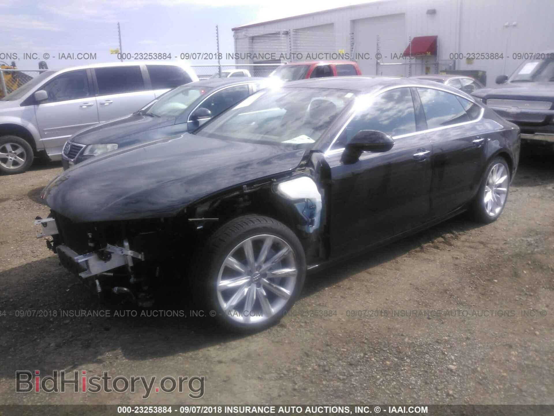 2015 Audi A7 - VIN: WAUWGAFC3FN005666 - Photo 2