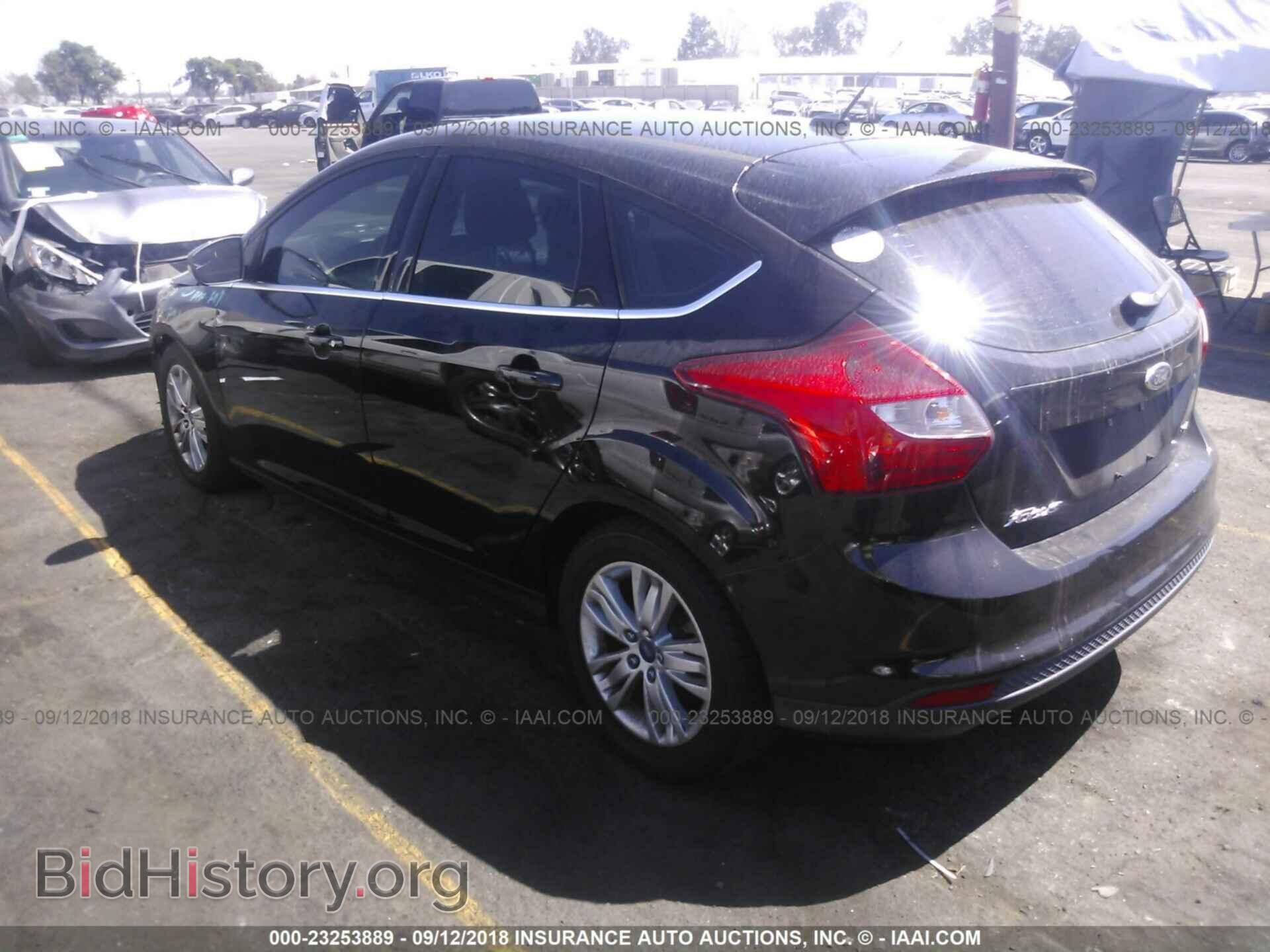 2012 Ford Focus - VIN: 1FAHP3M20CL227631 - Фото 3