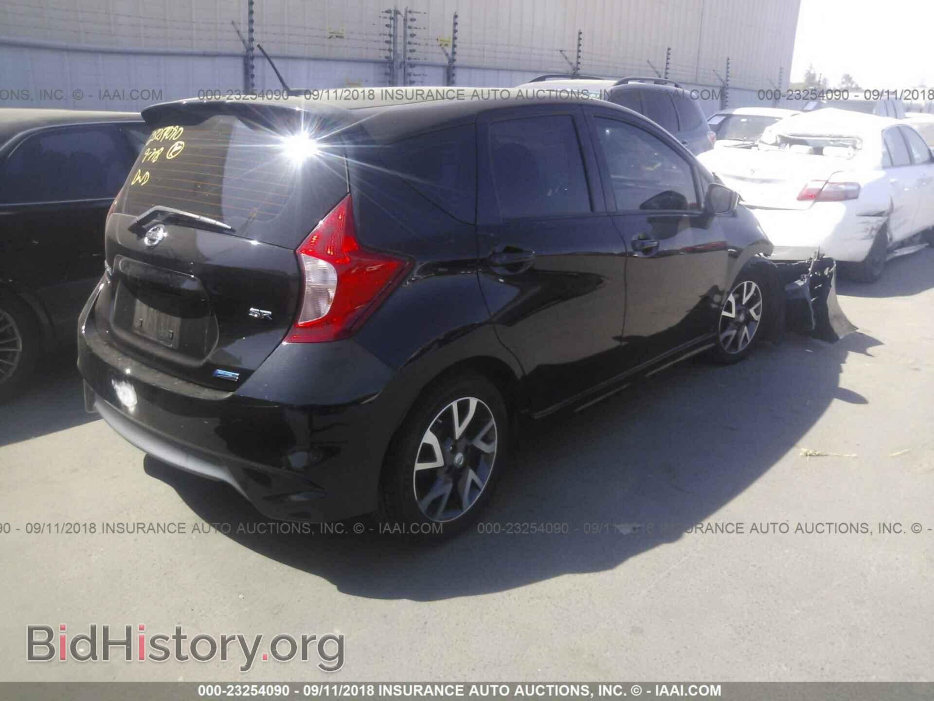 2015 Nissan Versa note - VIN: 3N1CE2CP0FL428278 - Фото 4