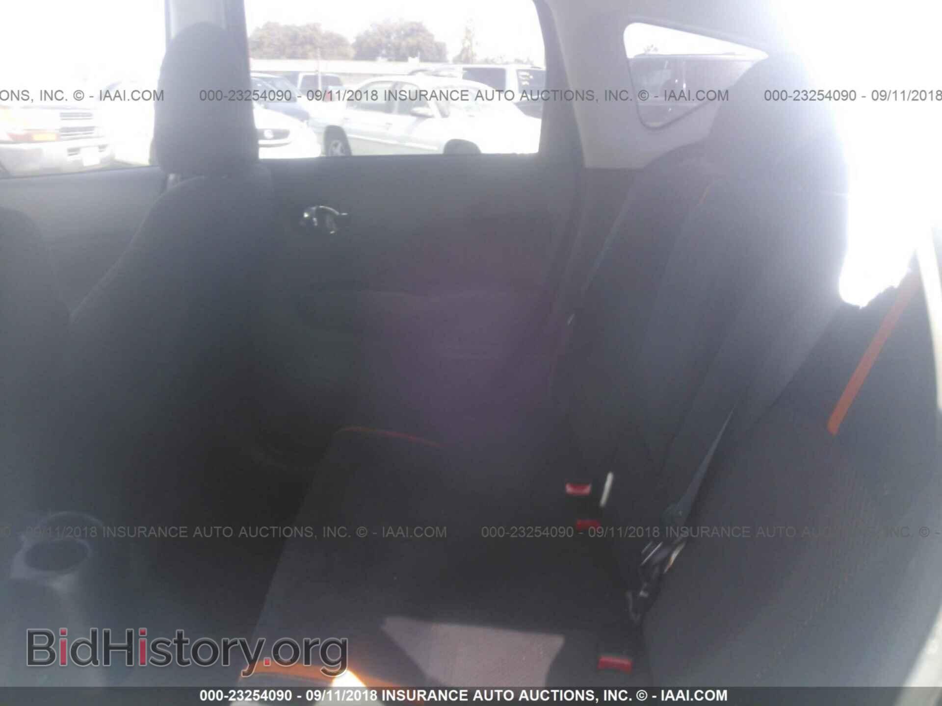 2015 Nissan Versa note - VIN: 3N1CE2CP0FL428278 - Фото 8