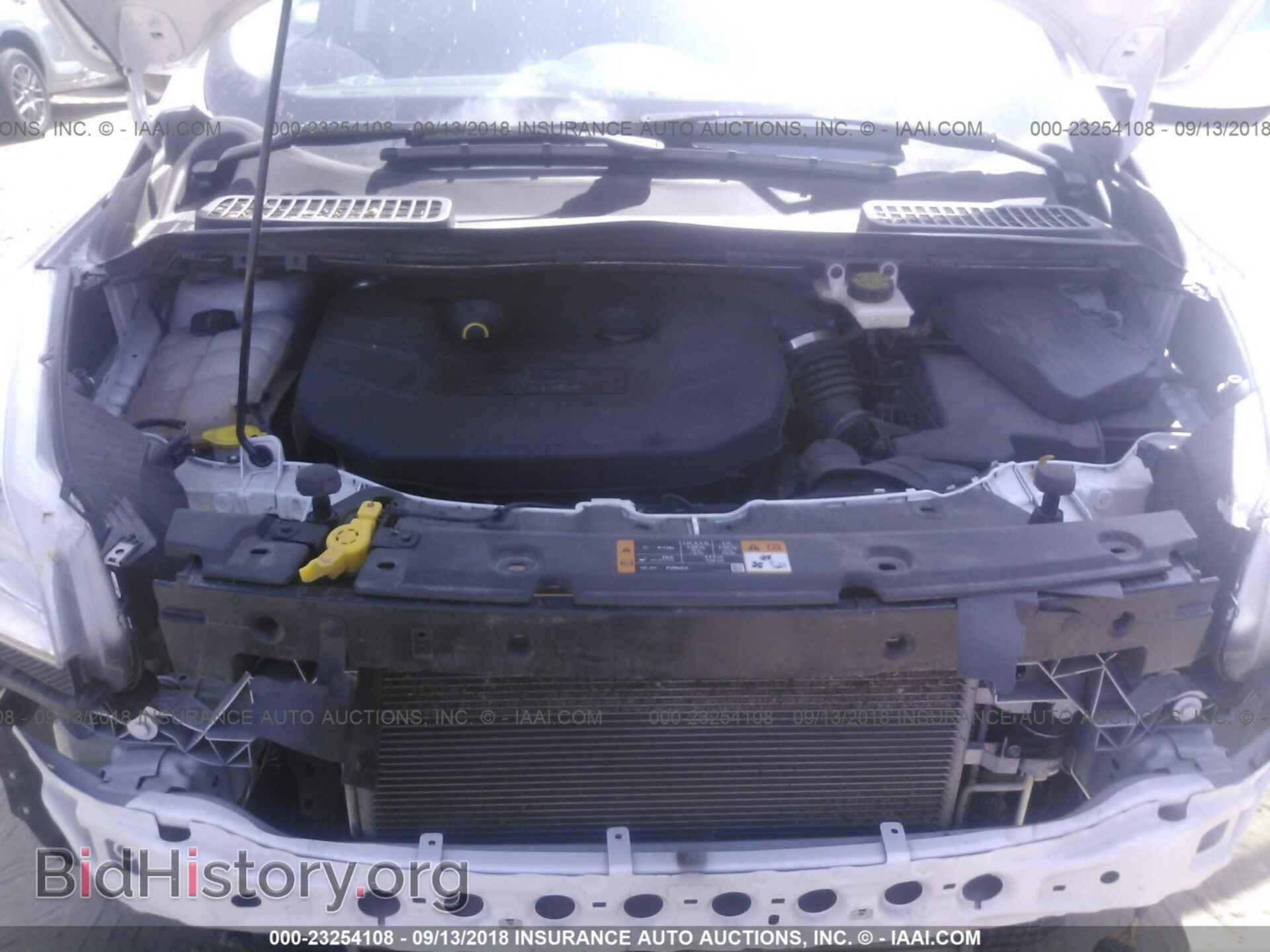 2014 Ford Escape - VIN: 1FMCU9G9XEUA82583 - Фото 10