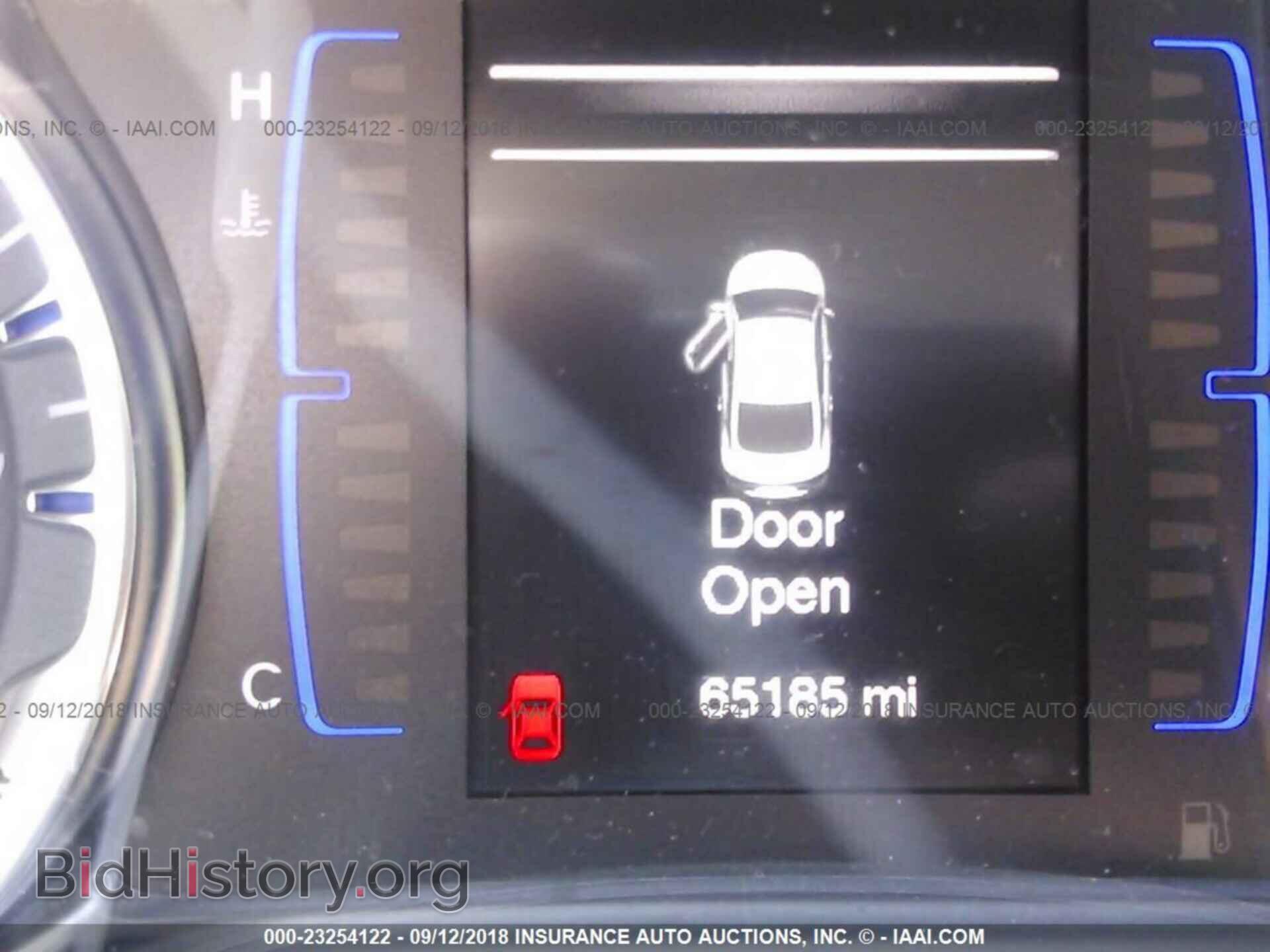 2016 Chrysler 200 - VIN: 1C3CCCAB8GN131362 - Photo 7