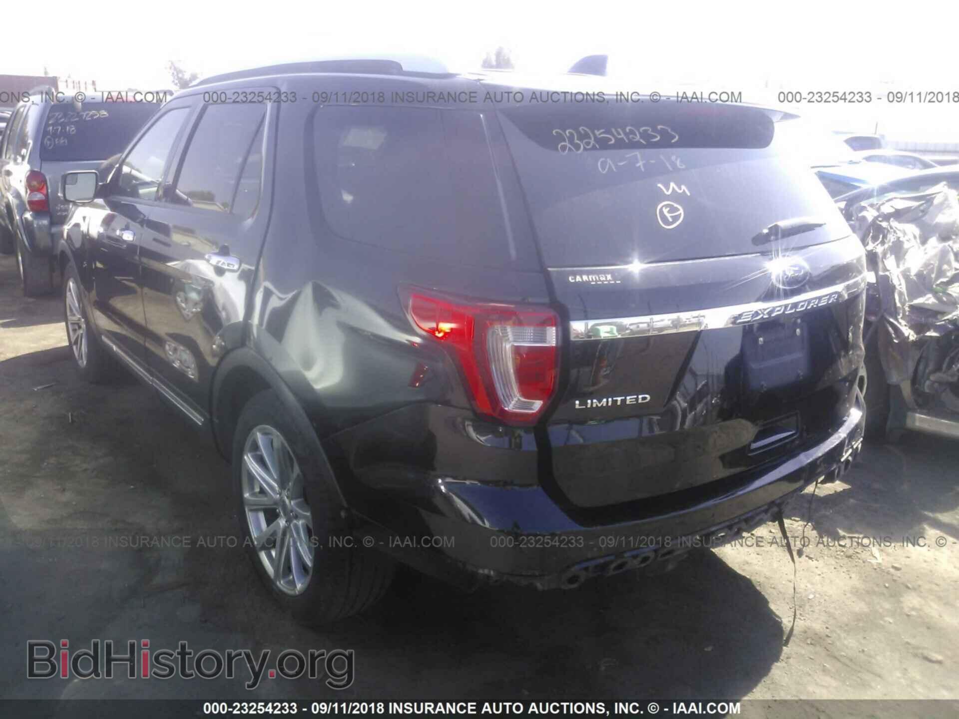 2016 Ford Explorer - VIN: 1FM5K7F84GGB64578 - Photo 3