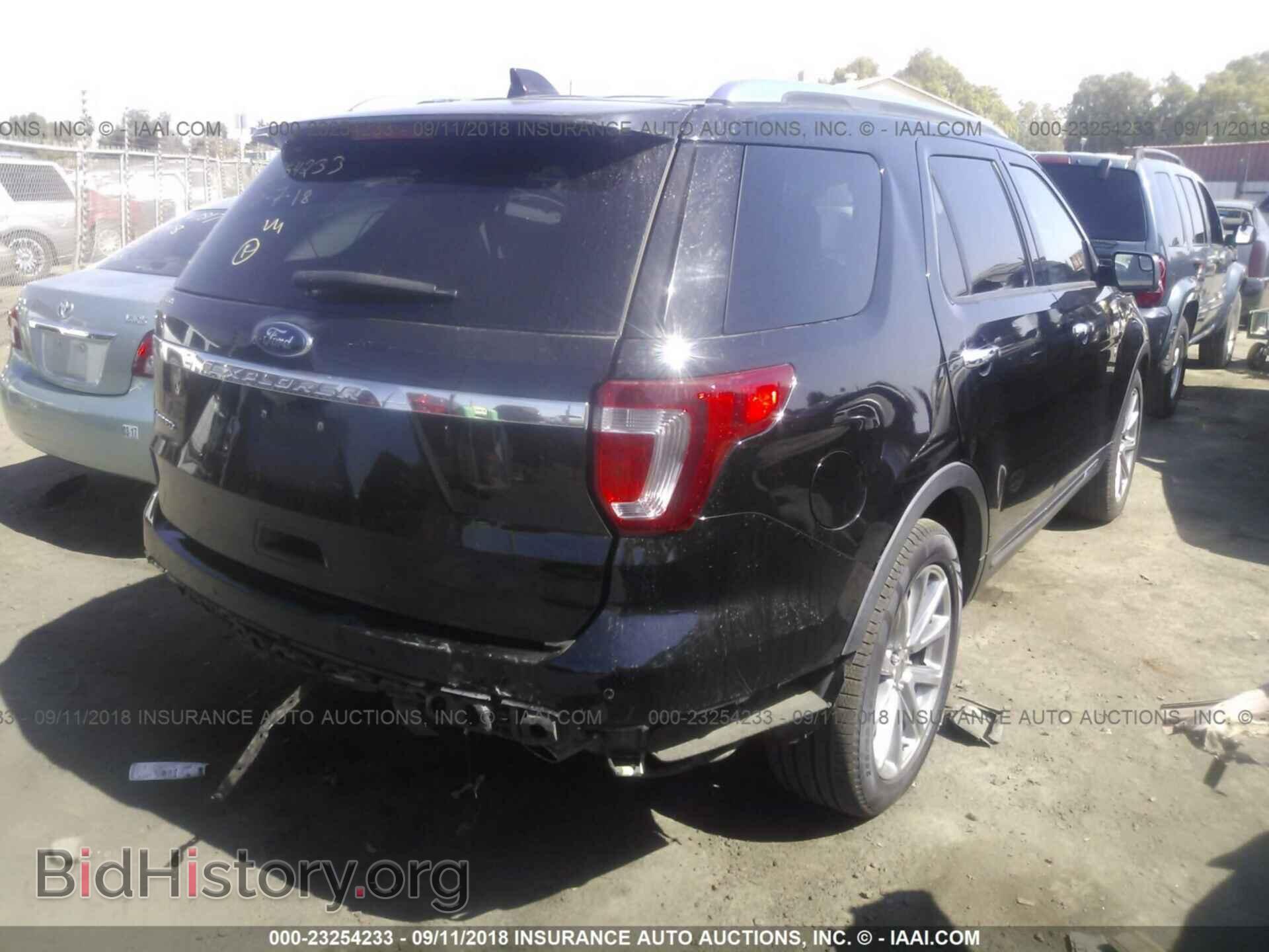 2016 Ford Explorer - VIN: 1FM5K7F84GGB64578 - Photo 4
