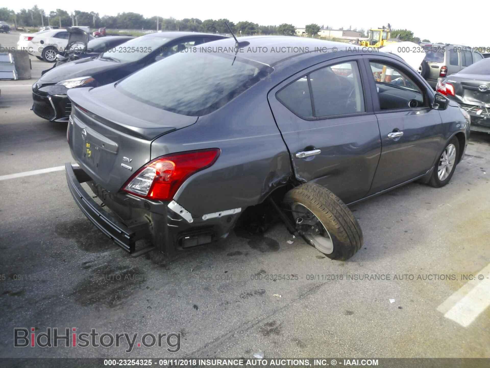 2017 Nissan Versa - VIN: 3N1CN7AP1HL884132 - Фото 6