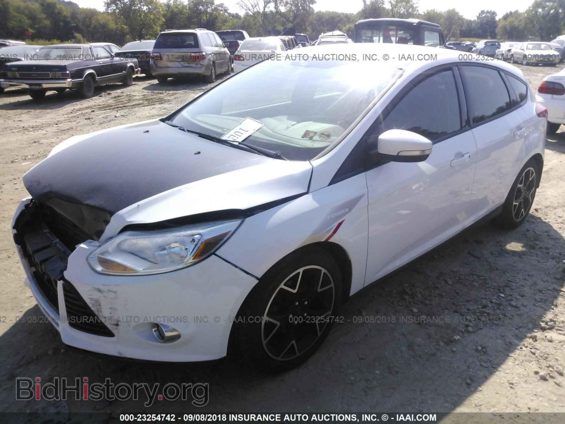 2012 Ford Focus - VIN: 1FAHP3K25CL206115 - Фото 2