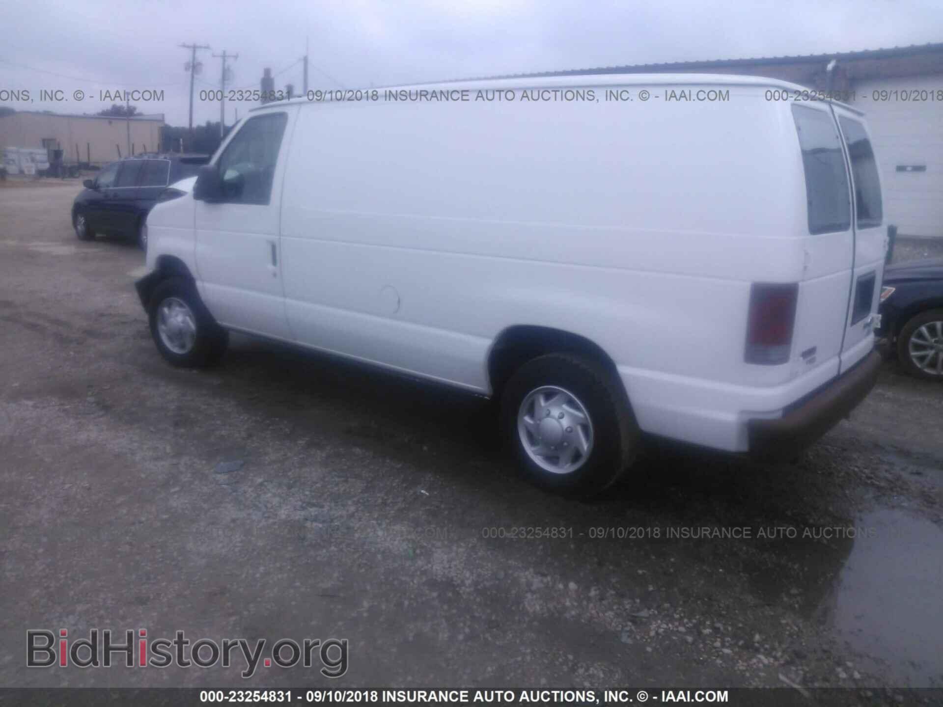 2011 Ford Econoline - VIN: 1FTNE1EW1BDA61427 - Фото 3
