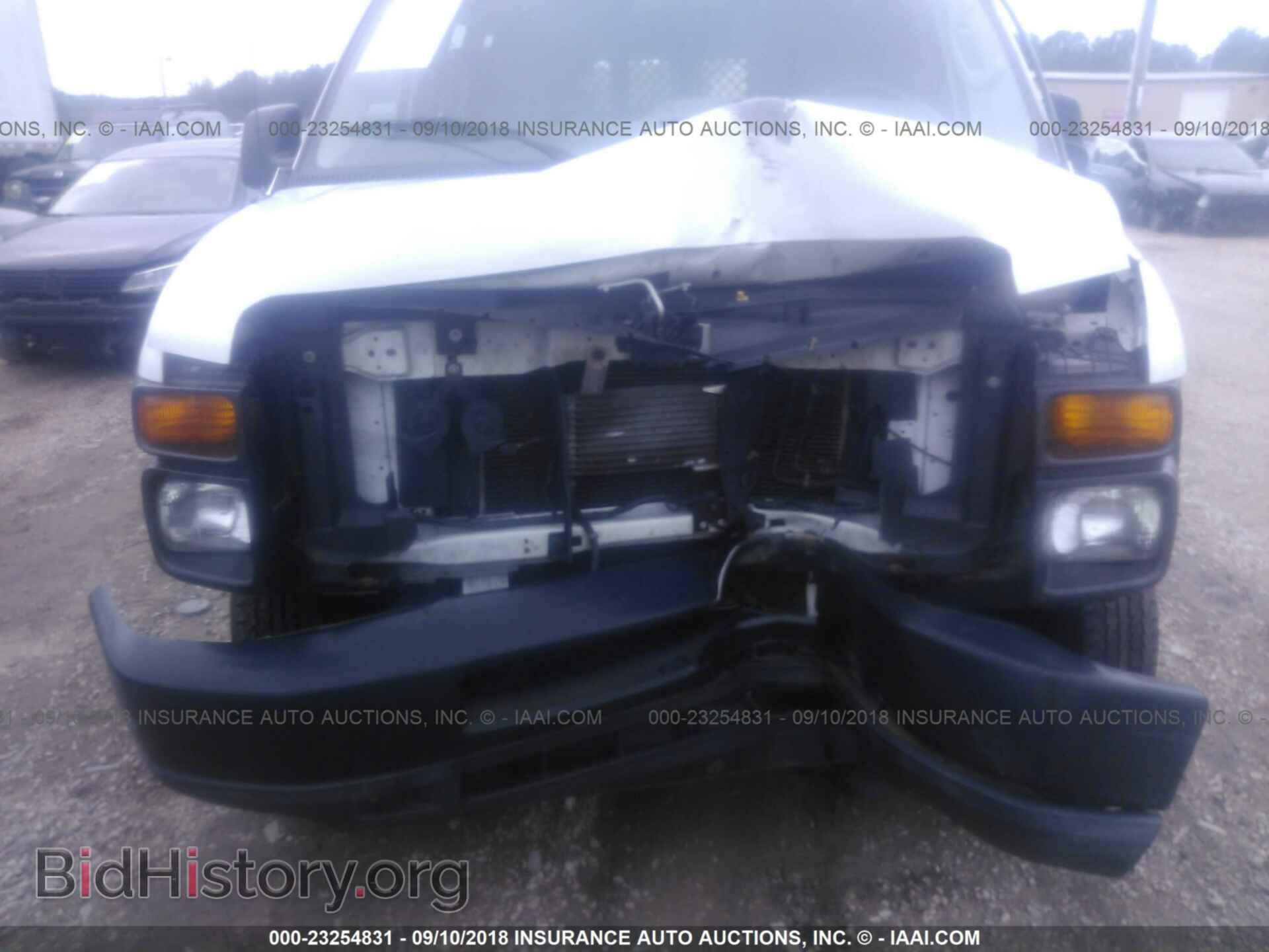 2011 Ford Econoline - VIN: 1FTNE1EW1BDA61427 - Фото 6