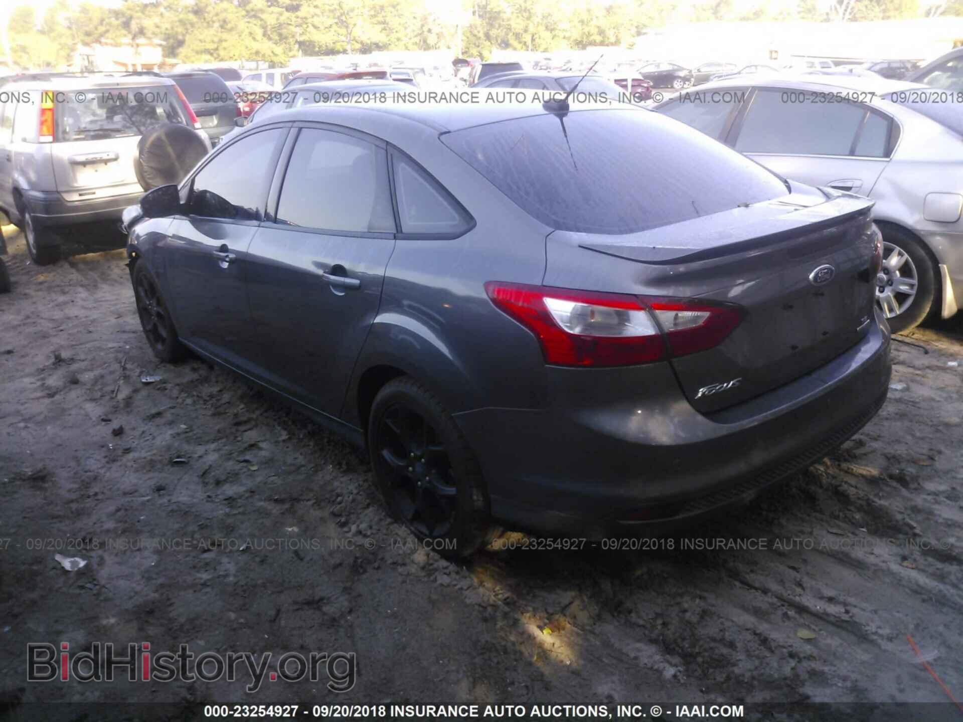 2013 Ford Focus - VIN: 1FADP3F27DL108407 - Фото 3