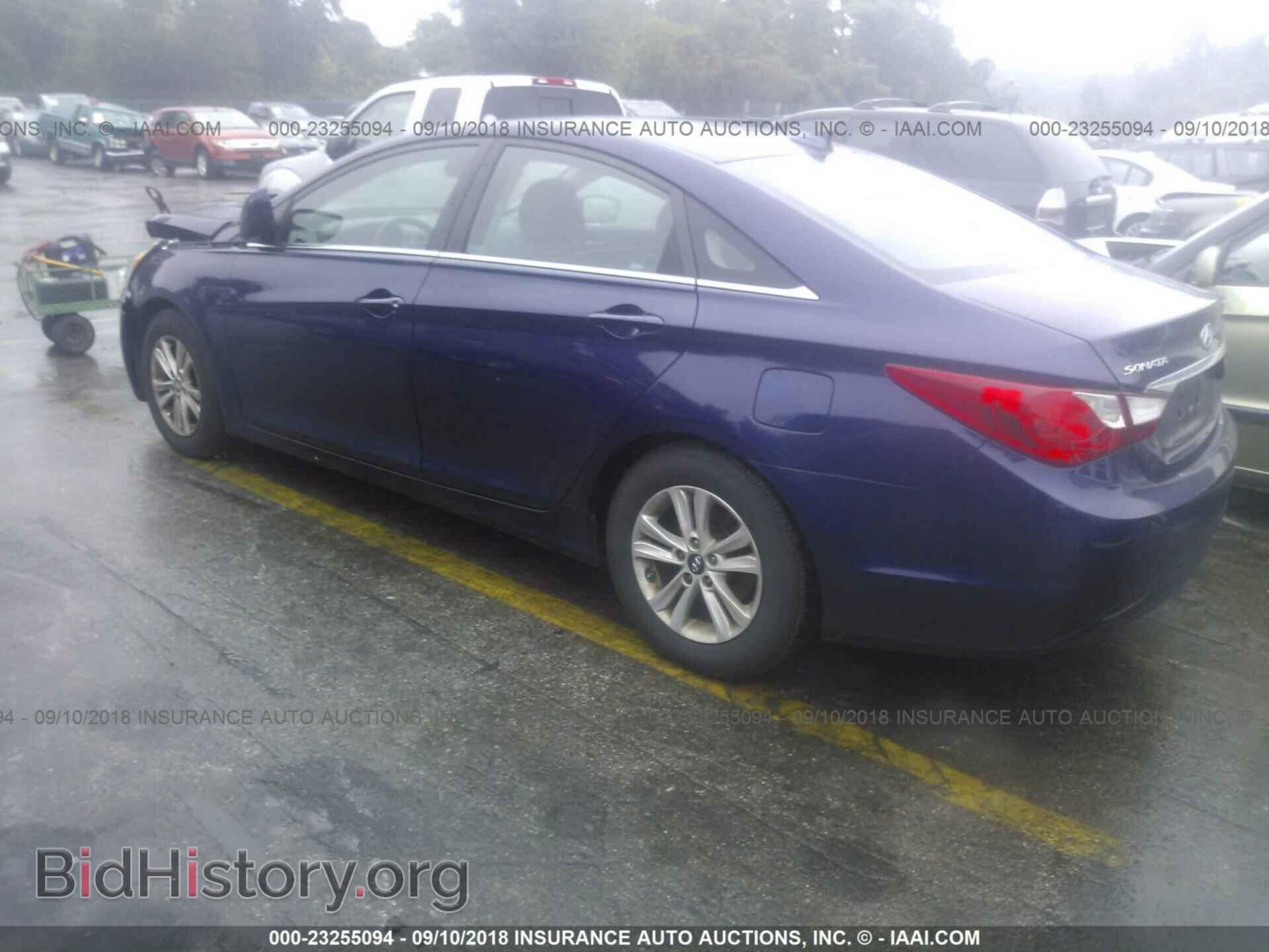 2012 Hyundai Sonata - VIN: 5NPEB4AC9CH464914 - Photo 3