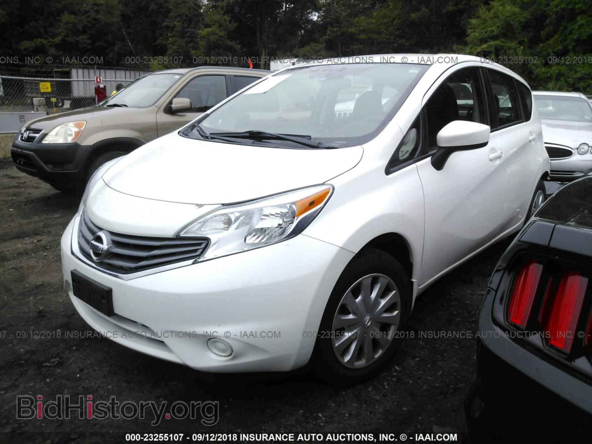 2015 Nissan Versa note - VIN: 3N1CE2CP9FL363608 - Photo 2