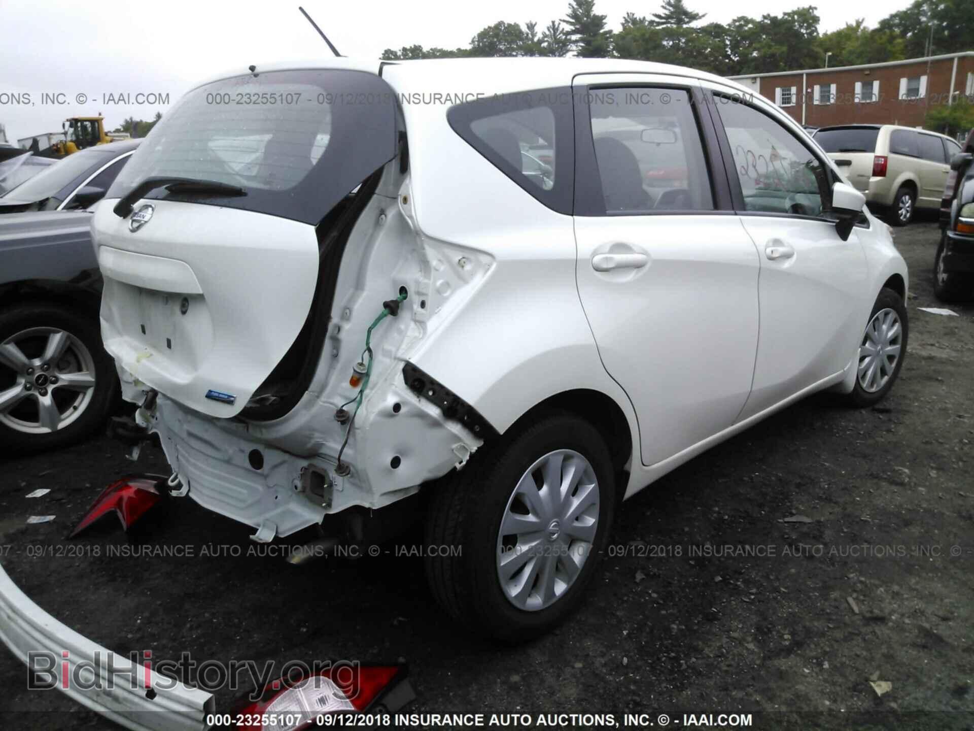 2015 Nissan Versa note - VIN: 3N1CE2CP9FL363608 - Photo 4