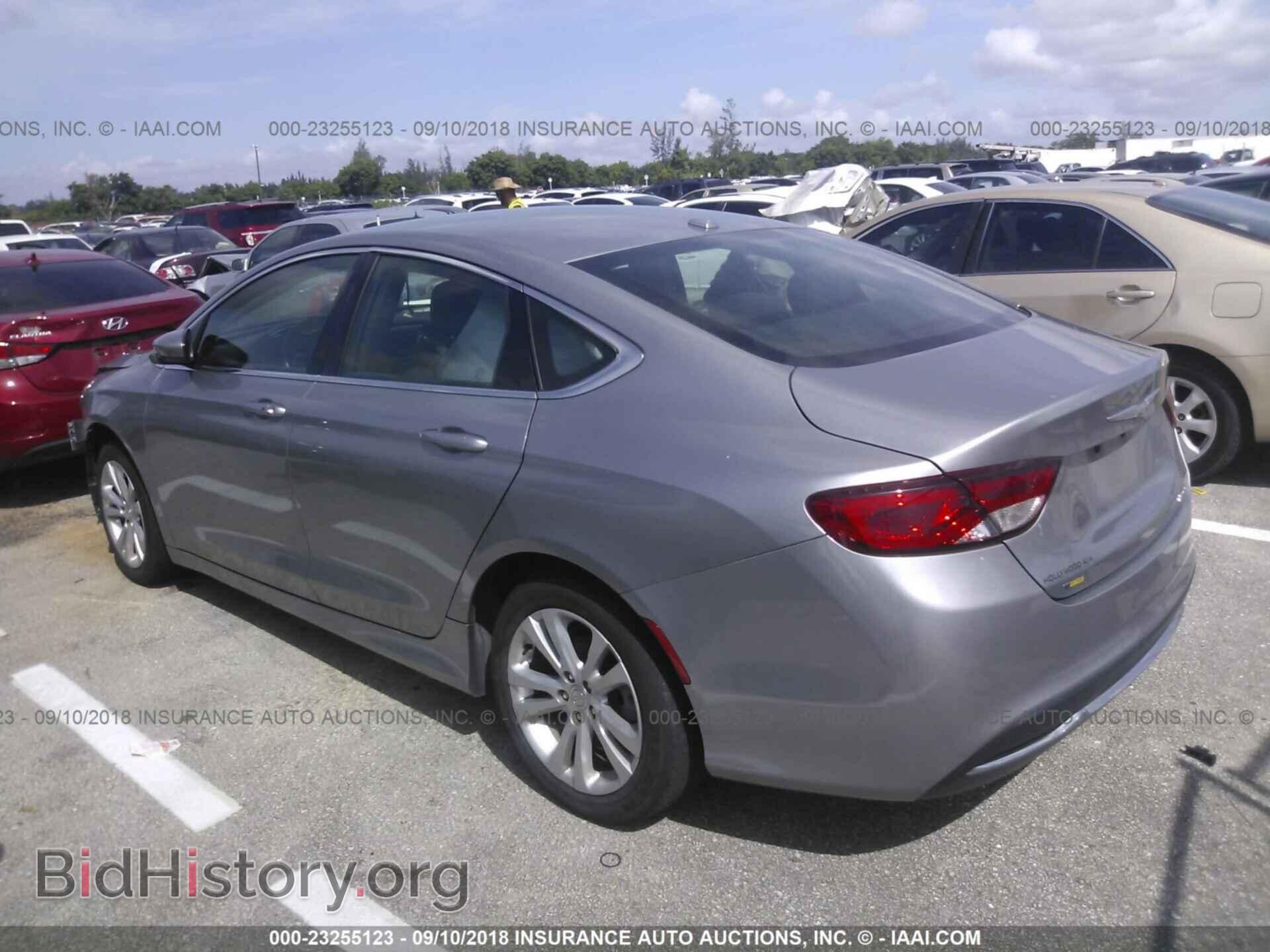 2015 Chrysler 200 - VIN: 1C3CCCAB7FN733197 - Photo 3