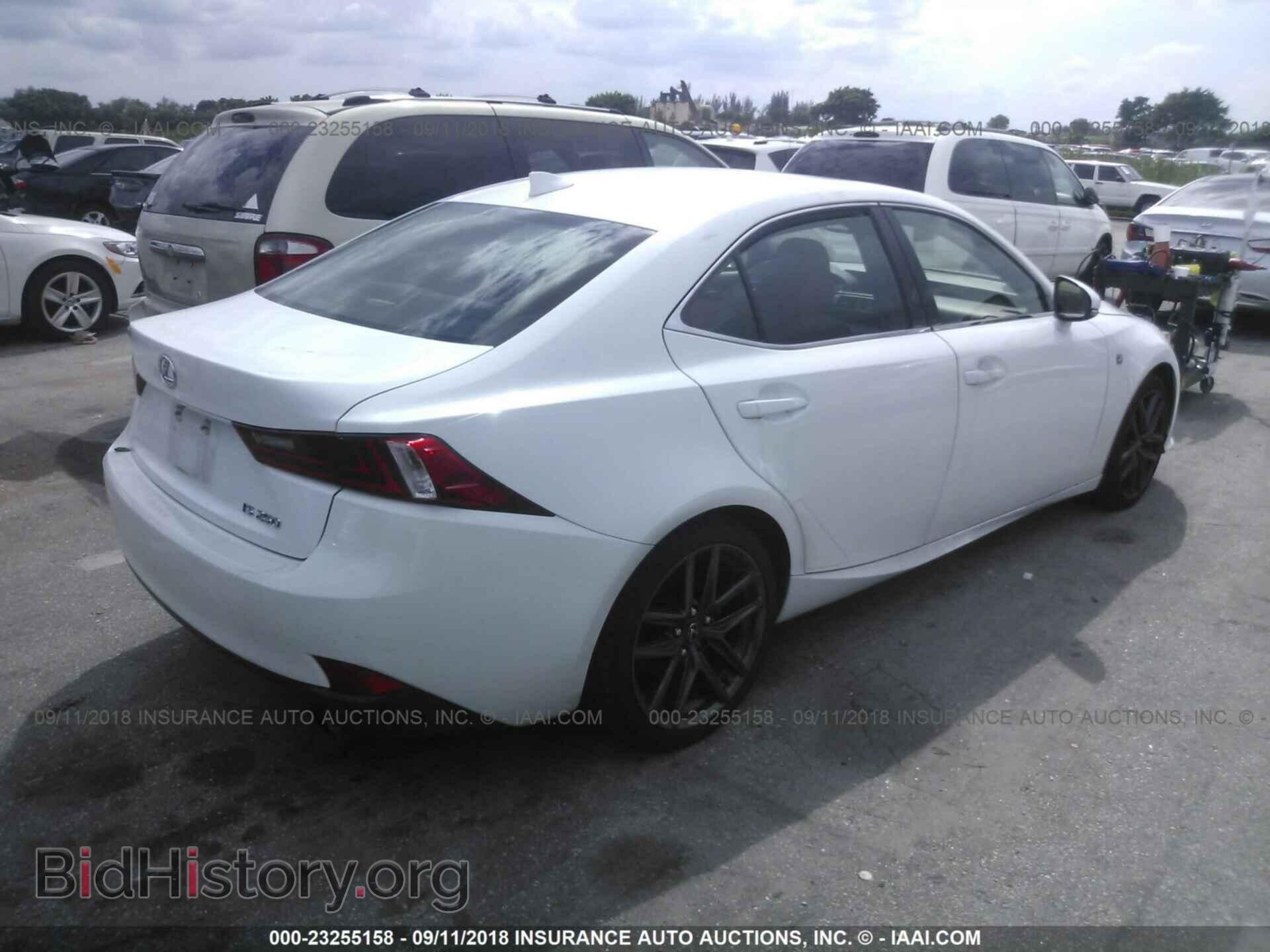 2014 Lexus Is - VIN: JTHBF1D26E5016706 - Photo 4