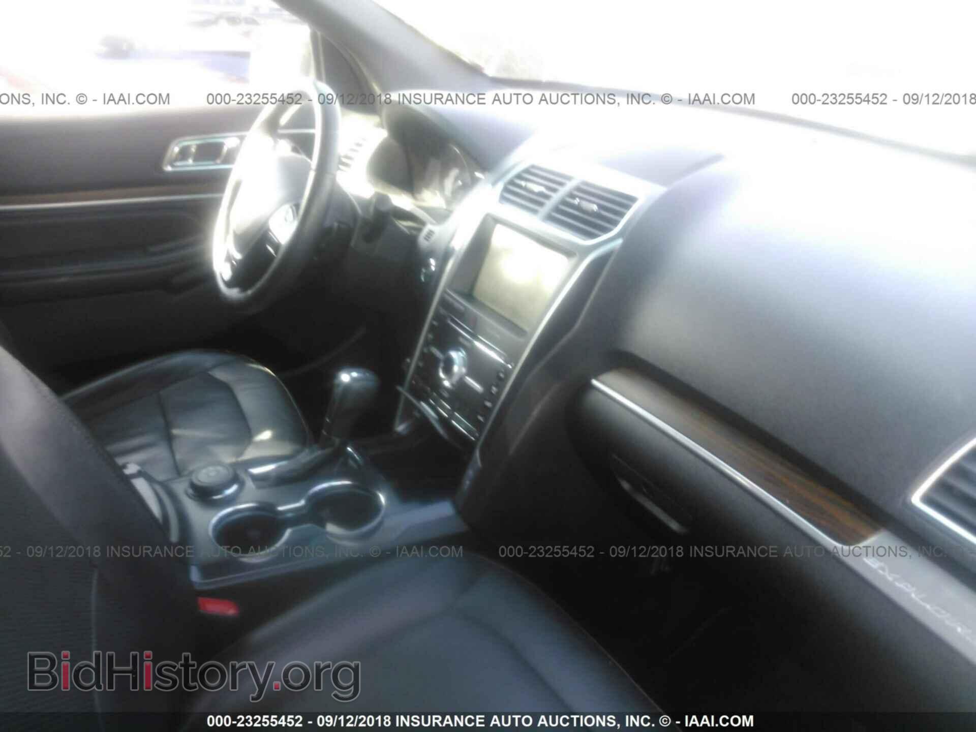 2016 Ford Explorer - VIN: 1FM5K8F82GGA79342 - Photo 5