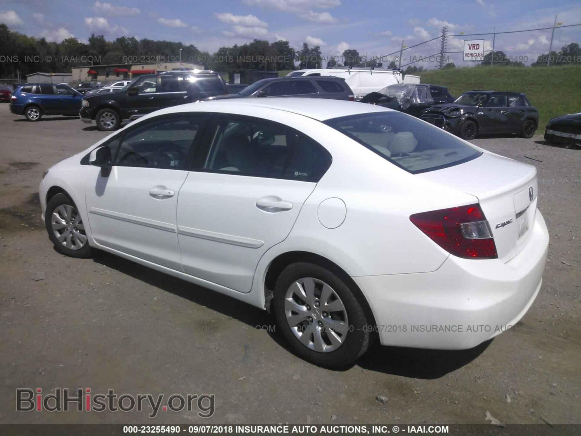 2012 Honda Civic - VIN: 19XFB2F59CE069834 - Photo 3