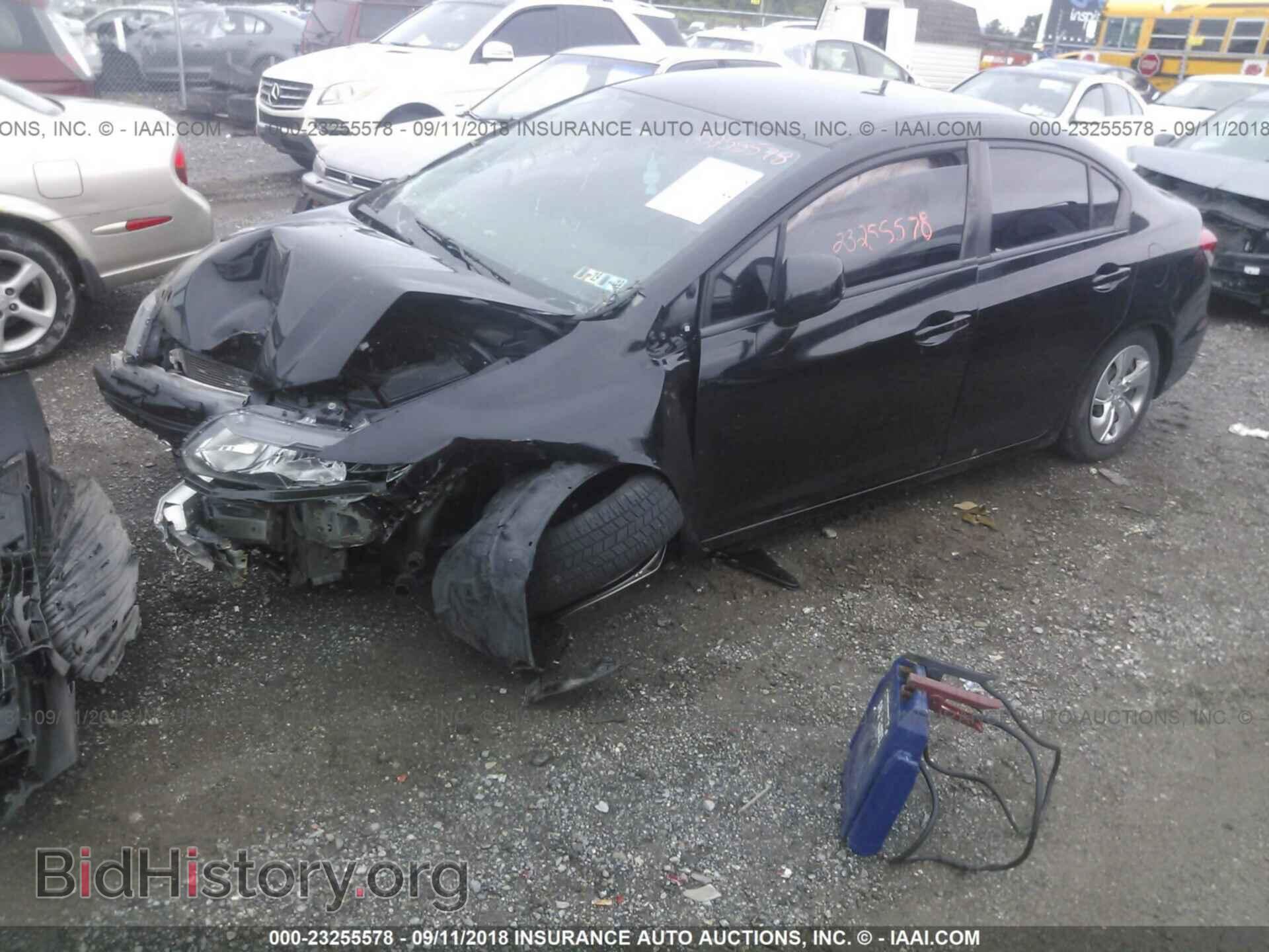 2013 Honda Civic - VIN: 19XFB2F5XDE235067 - Фото 2