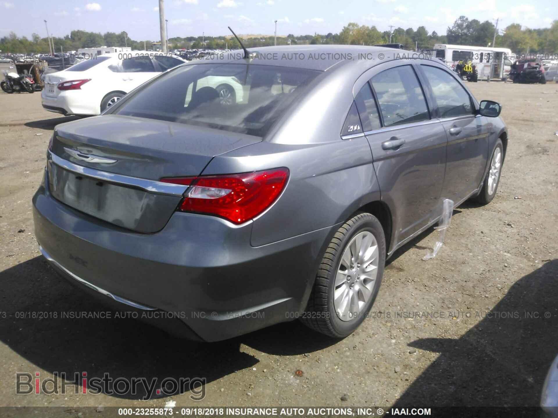 2012 Chrysler 200 - VIN: 1C3CCBAB1CN222851 - Фото 4