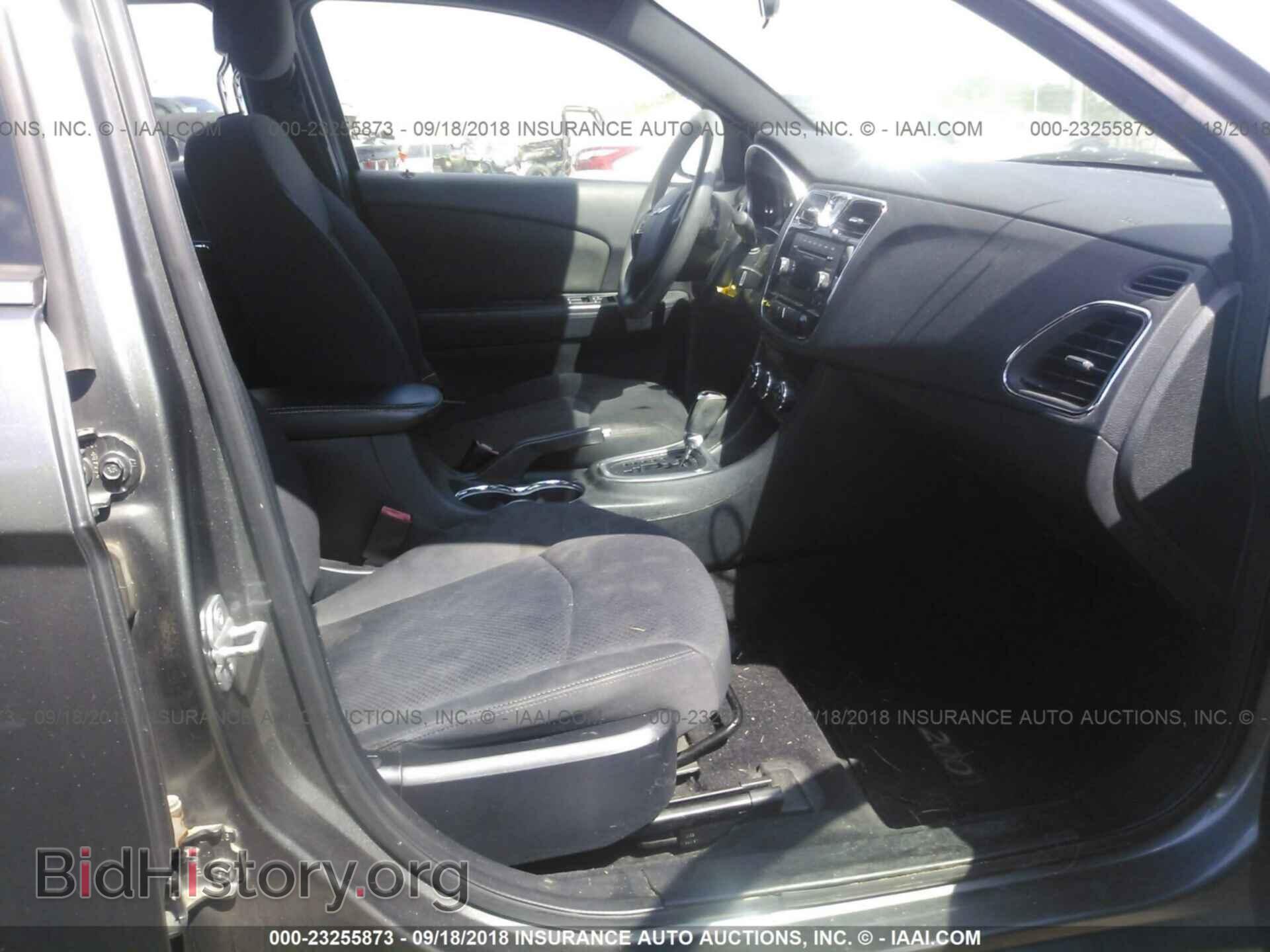 2012 Chrysler 200 - VIN: 1C3CCBAB1CN222851 - Фото 5