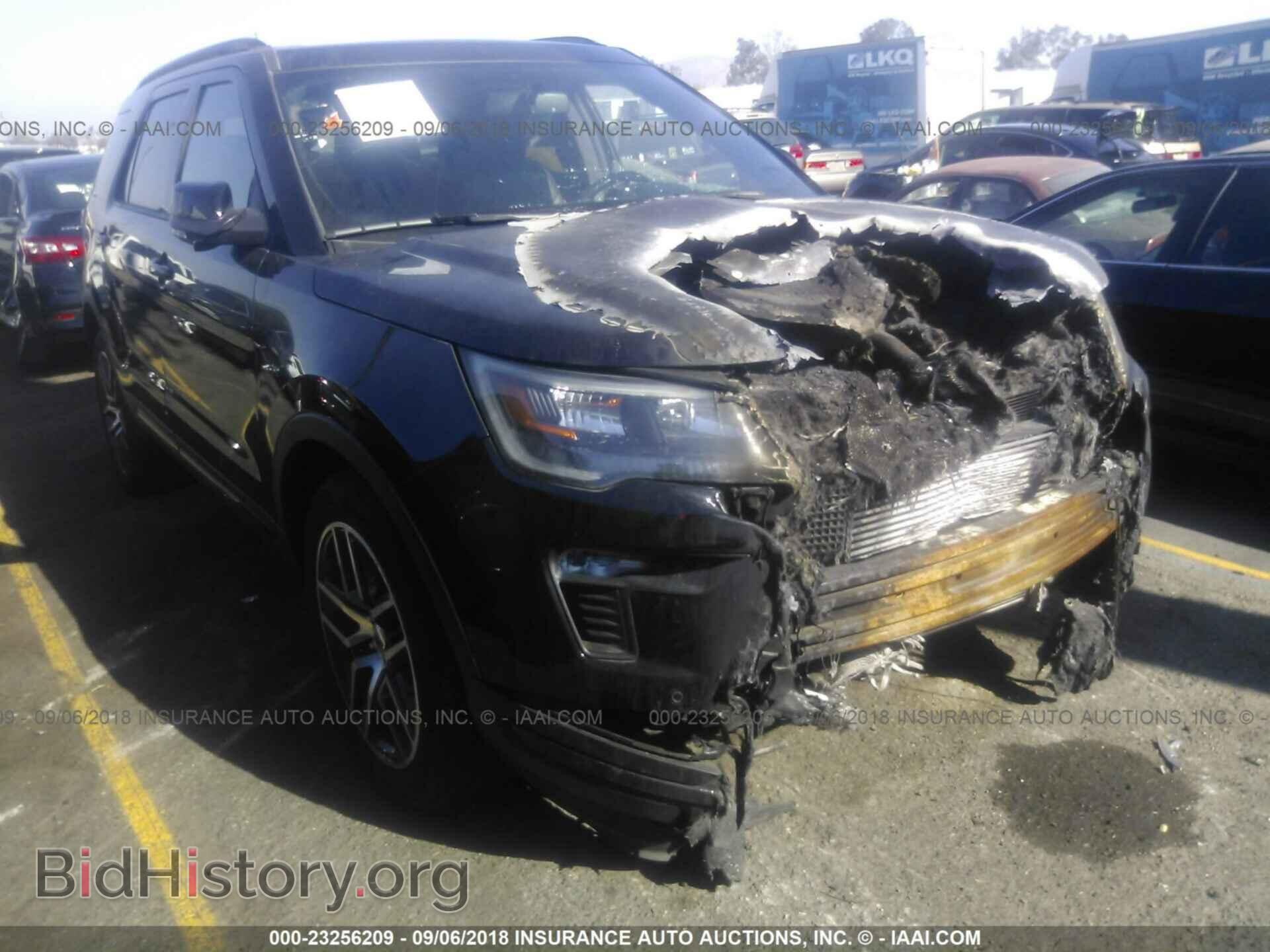 Photo 1FM5K8GT0JGA45930 - Ford Explorer 2018