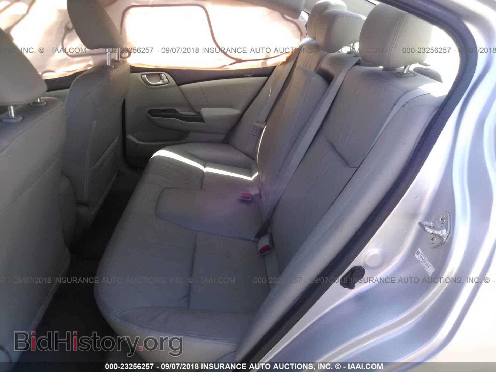 2012 Honda Civic - VIN: 19XFB2F96CE333739 - Photo 8