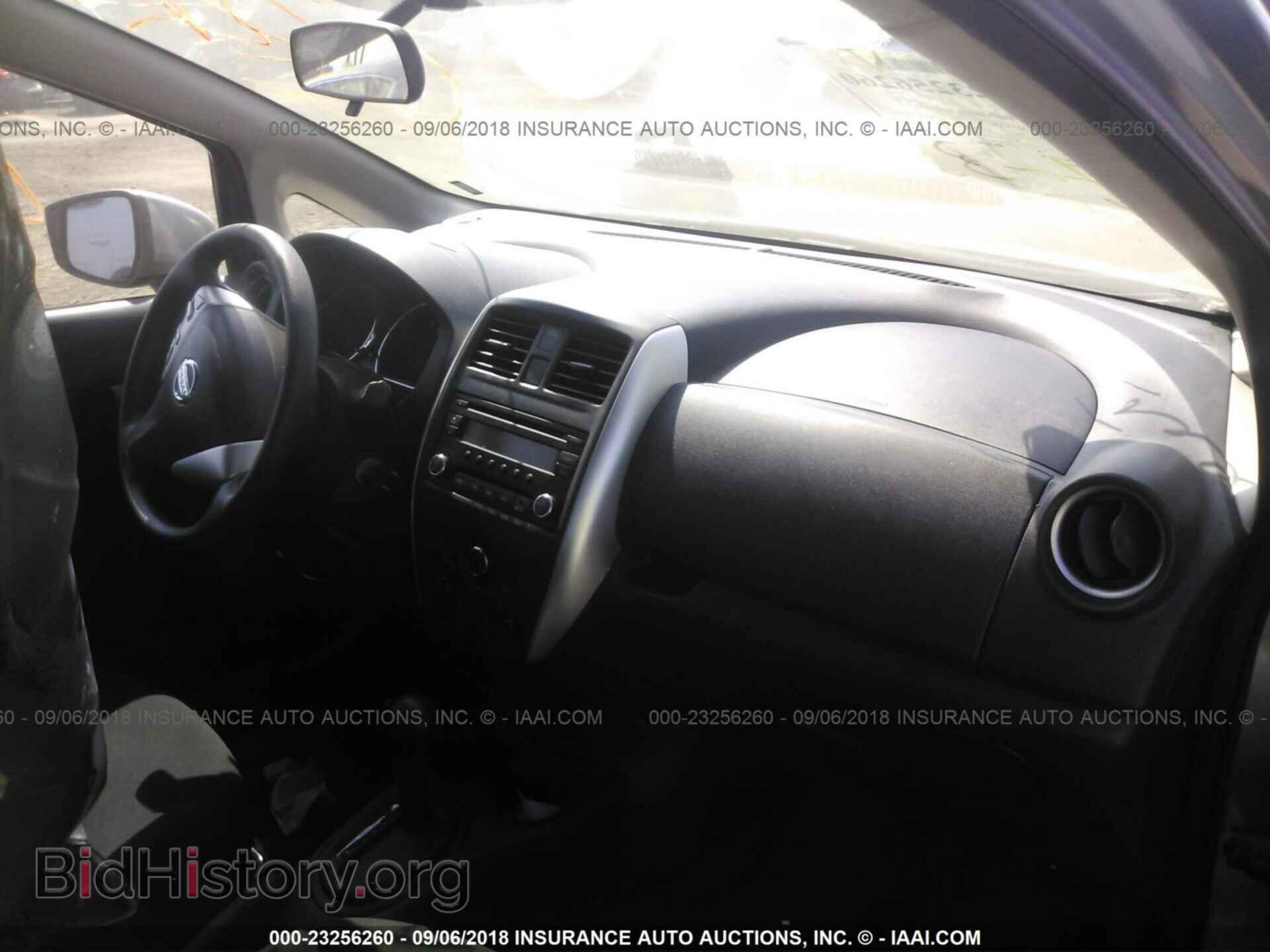 2015 Nissan Versa note - VIN: 3N1CE2CP0FL355882 - Photo 5