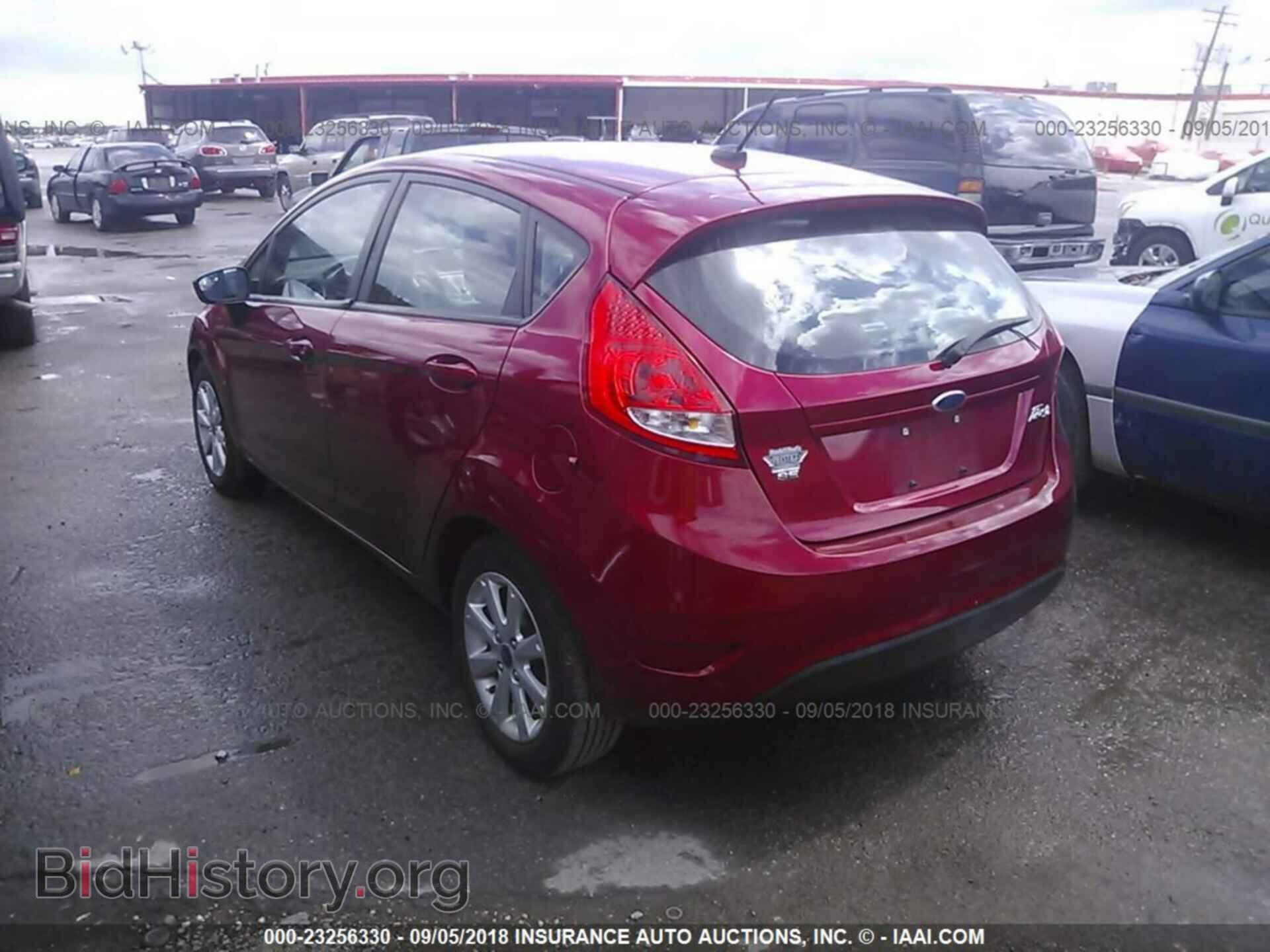 2012 Ford Fiesta - VIN: 3FADP4EJ5CM117747 - Photo 3