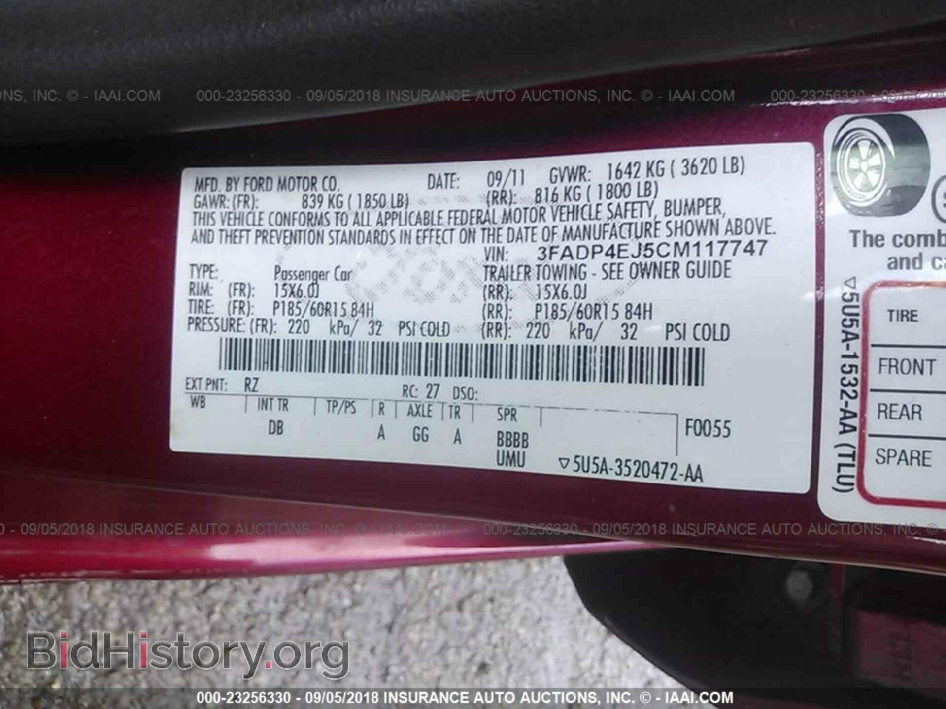 2012 Ford Fiesta - VIN: 3FADP4EJ5CM117747 - Photo 9