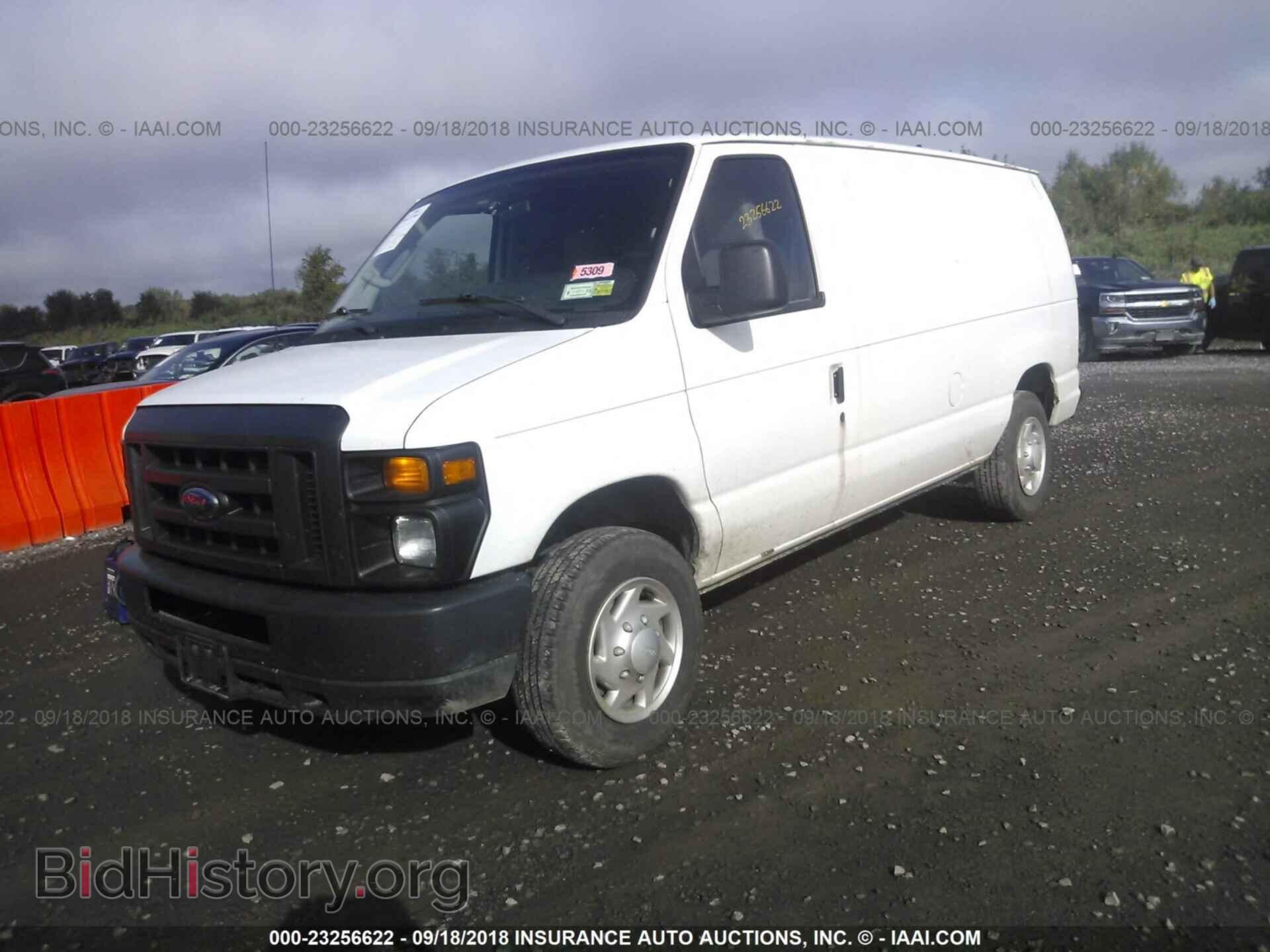 2013 Ford Econoline - VIN: 1FTNE1EW8DDB34392 - Фото 2