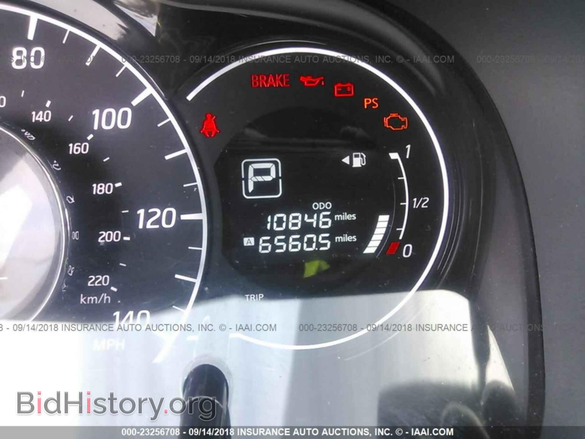 2018 Nissan Versa note - VIN: 3N1CE2CPXJL359768 - Фото 7