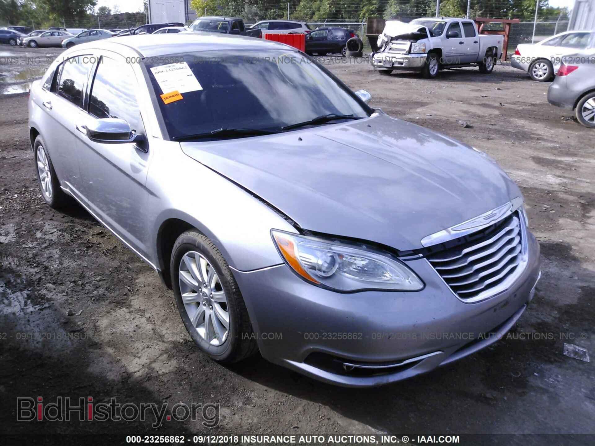 Photo 1C3CCBCG7DN701690 - Chrysler 200 2013