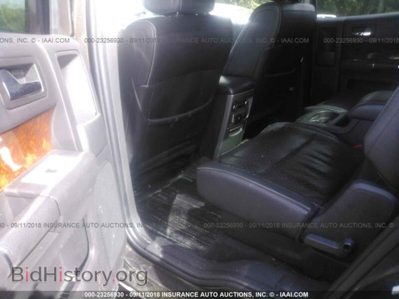 2011 Ford FLEX (VIN 2FMGK5DCXBBD20224) — photo 8 of 10