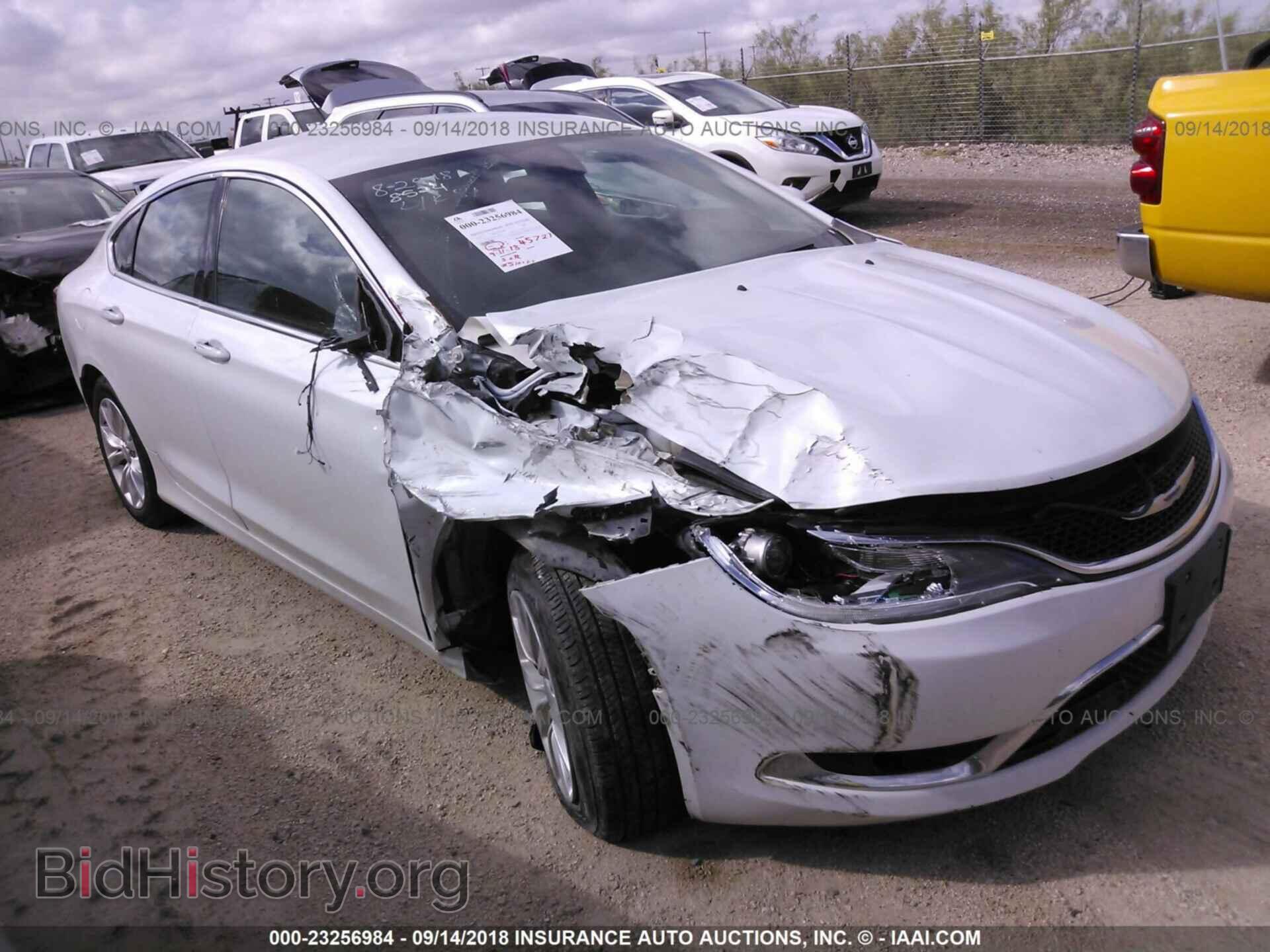 2015 Chrysler 200 - VIN: 1C3CCCCG0FN581353 - Photo 6