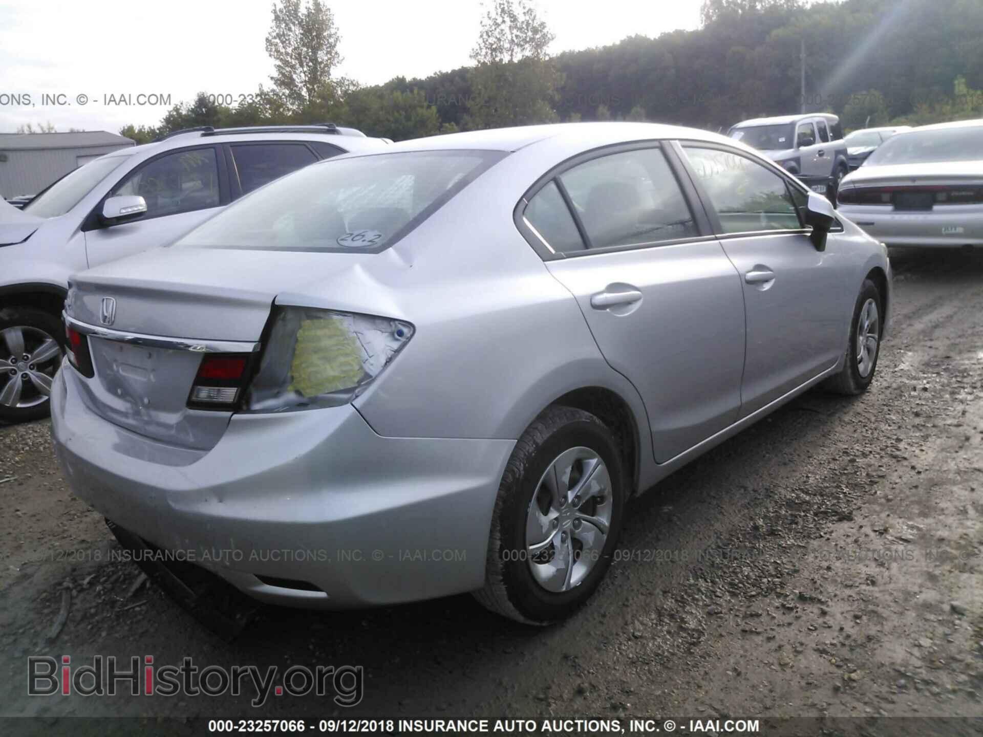2013 Honda Civic - VIN: 19XFB2F52DE003319 - Фото 4