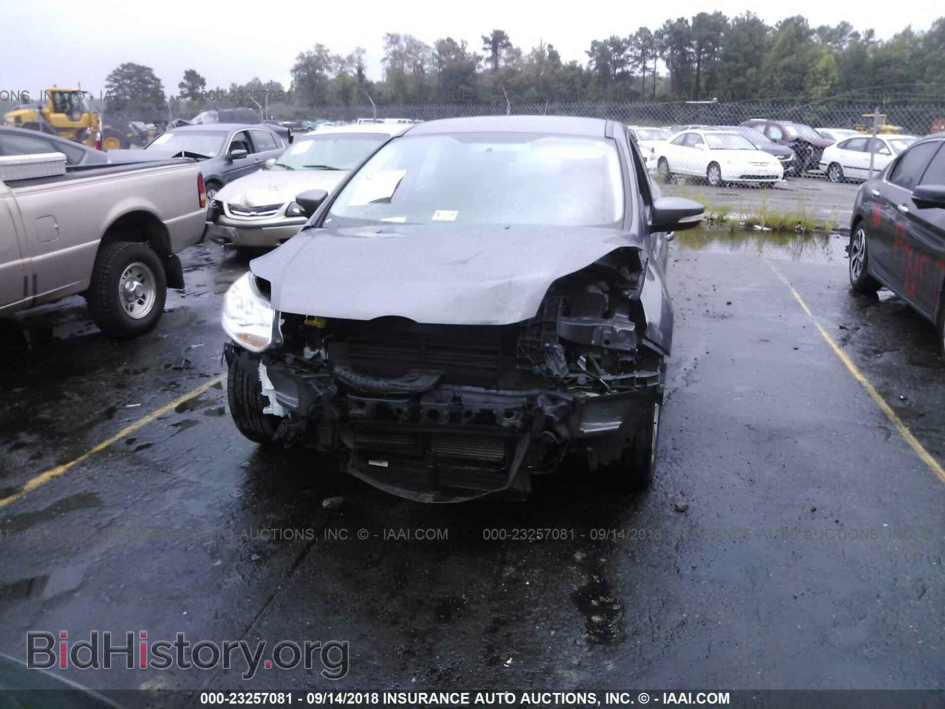 2013 Ford Focus - VIN: 1FADP3F29DL242187 - Photo 6