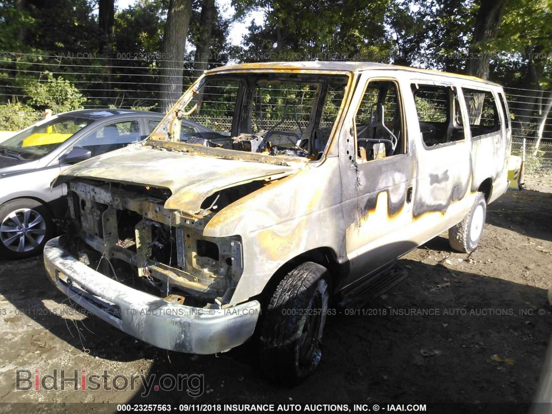 2012 FORD ECONOLINE - VIN: 1FBSS3BL8CDA56944 - Фото 2