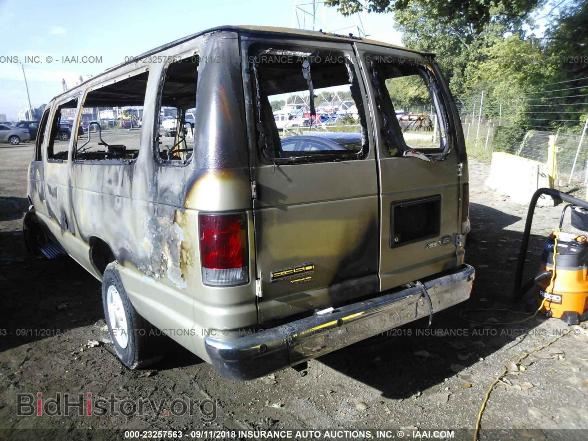 2012 FORD ECONOLINE - VIN: 1FBSS3BL8CDA56944 - Фото 3