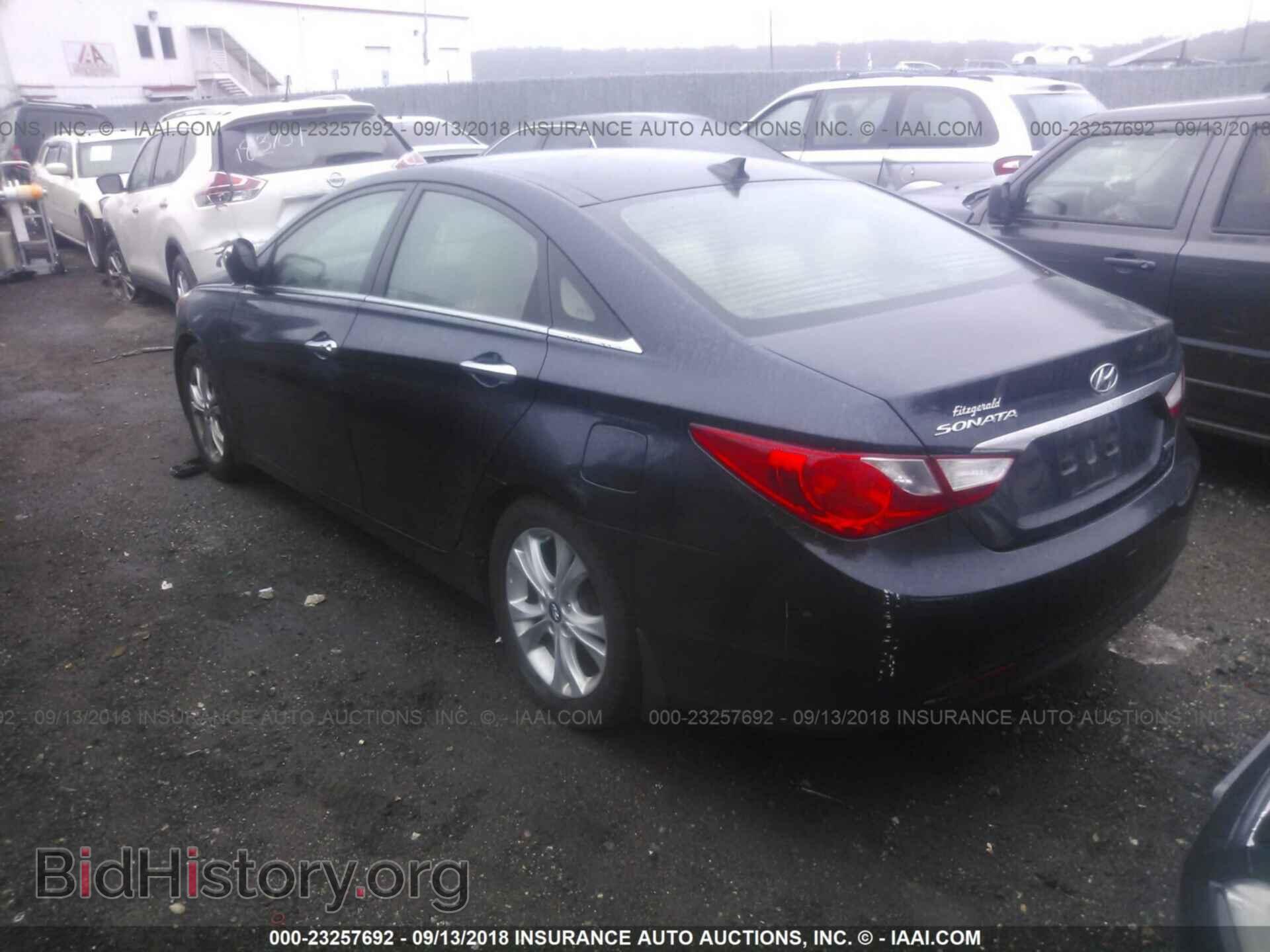 2012 Hyundai Sonata - VIN: 5NPEC4AC4CH372915 - Фото 3