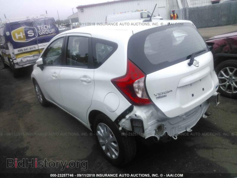 2016 Nissan VERSA NOTE (VIN 3N1CE2CP1GL366195) — фото 3 из 10
