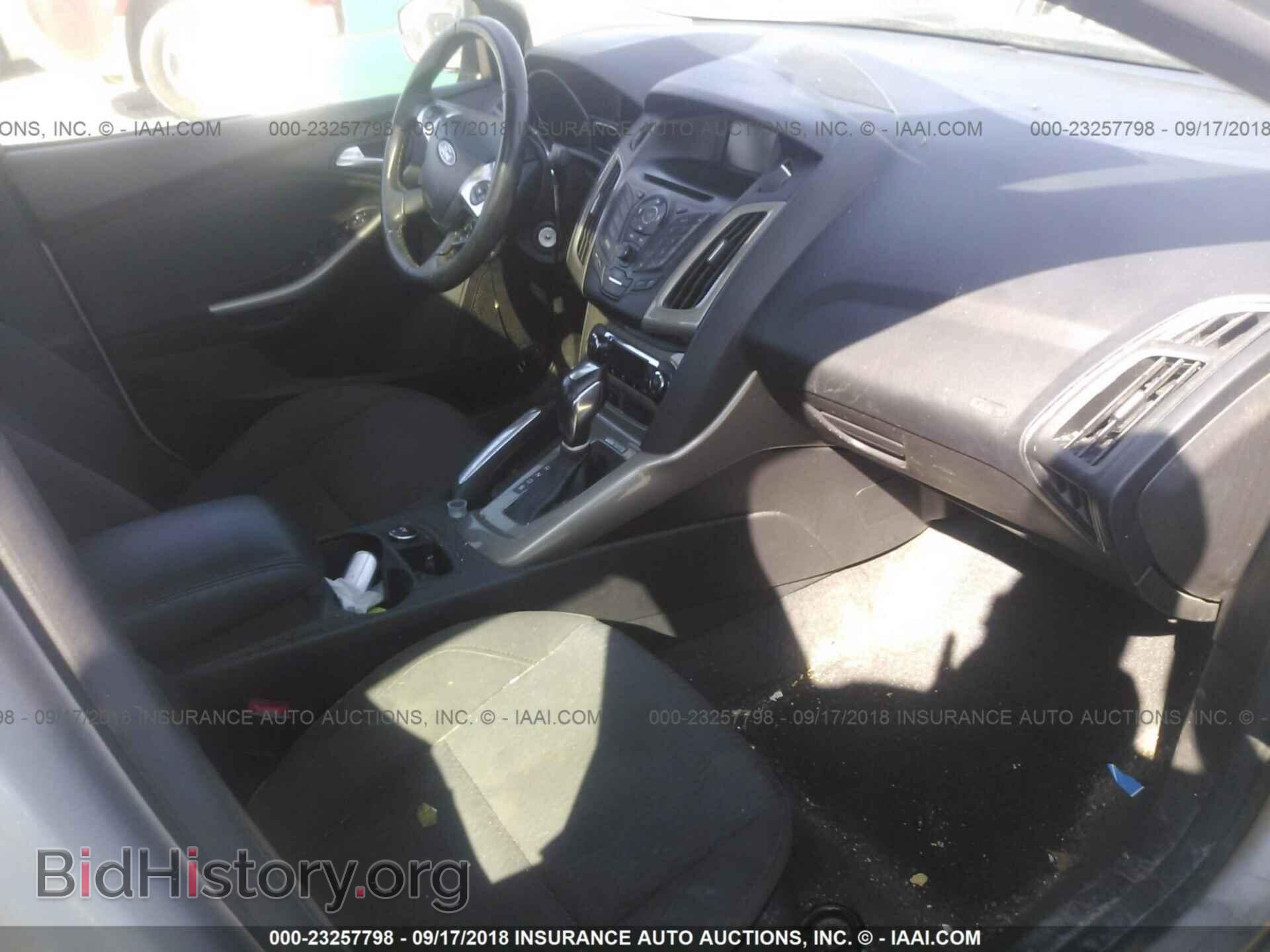 2012 Ford Focus - VIN: 1FAHP3H26CL184973 - Photo 5
