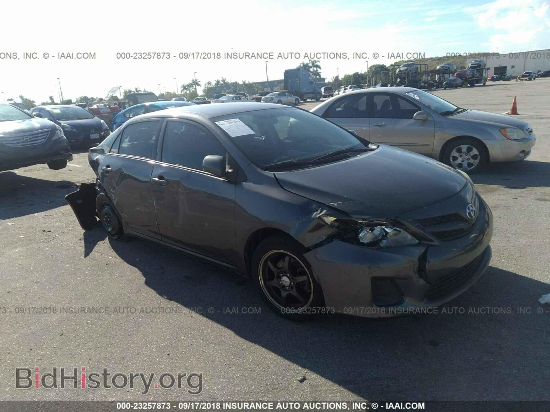 Фотография 5YFBU4EE5CP017105 - Toyota Corolla 2012