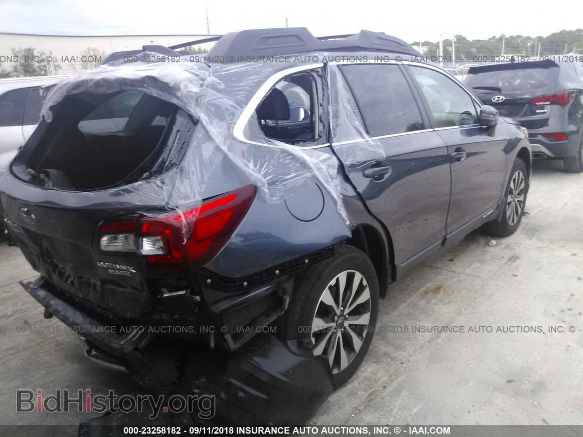 2016 Subaru Outback - VIN: 4S4BSANC6G3245417 - Photo 4