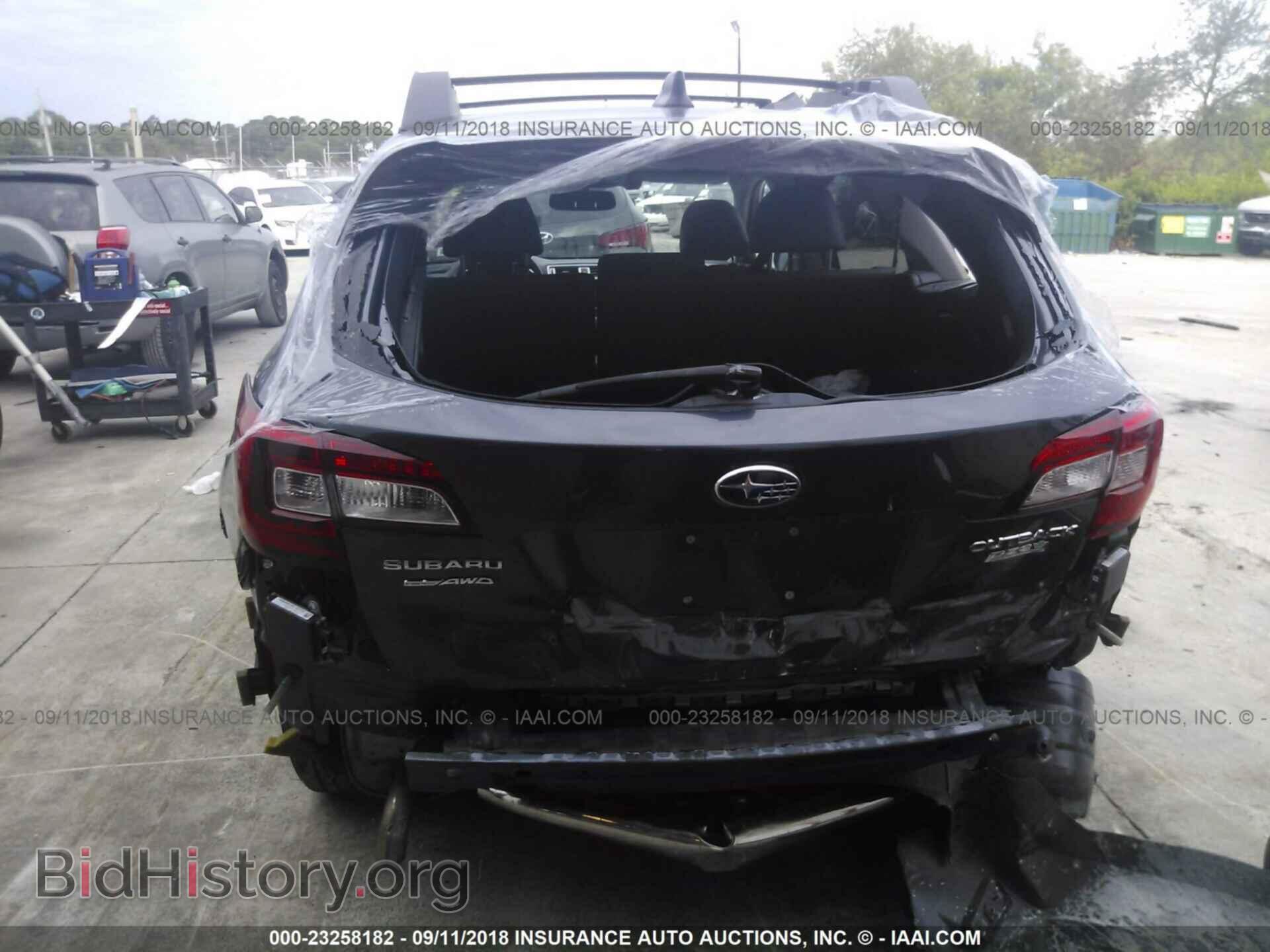 2016 Subaru Outback - VIN: 4S4BSANC6G3245417 - Photo 6